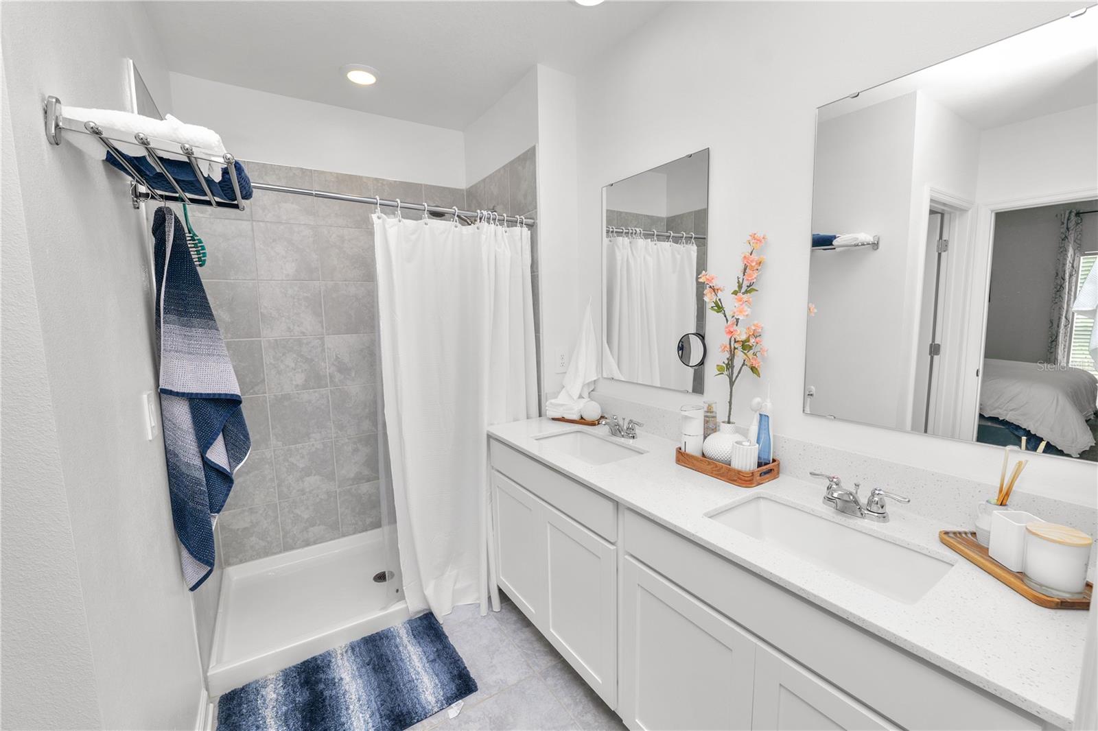 CASCADES PH 1A & 1B - Residential Lease