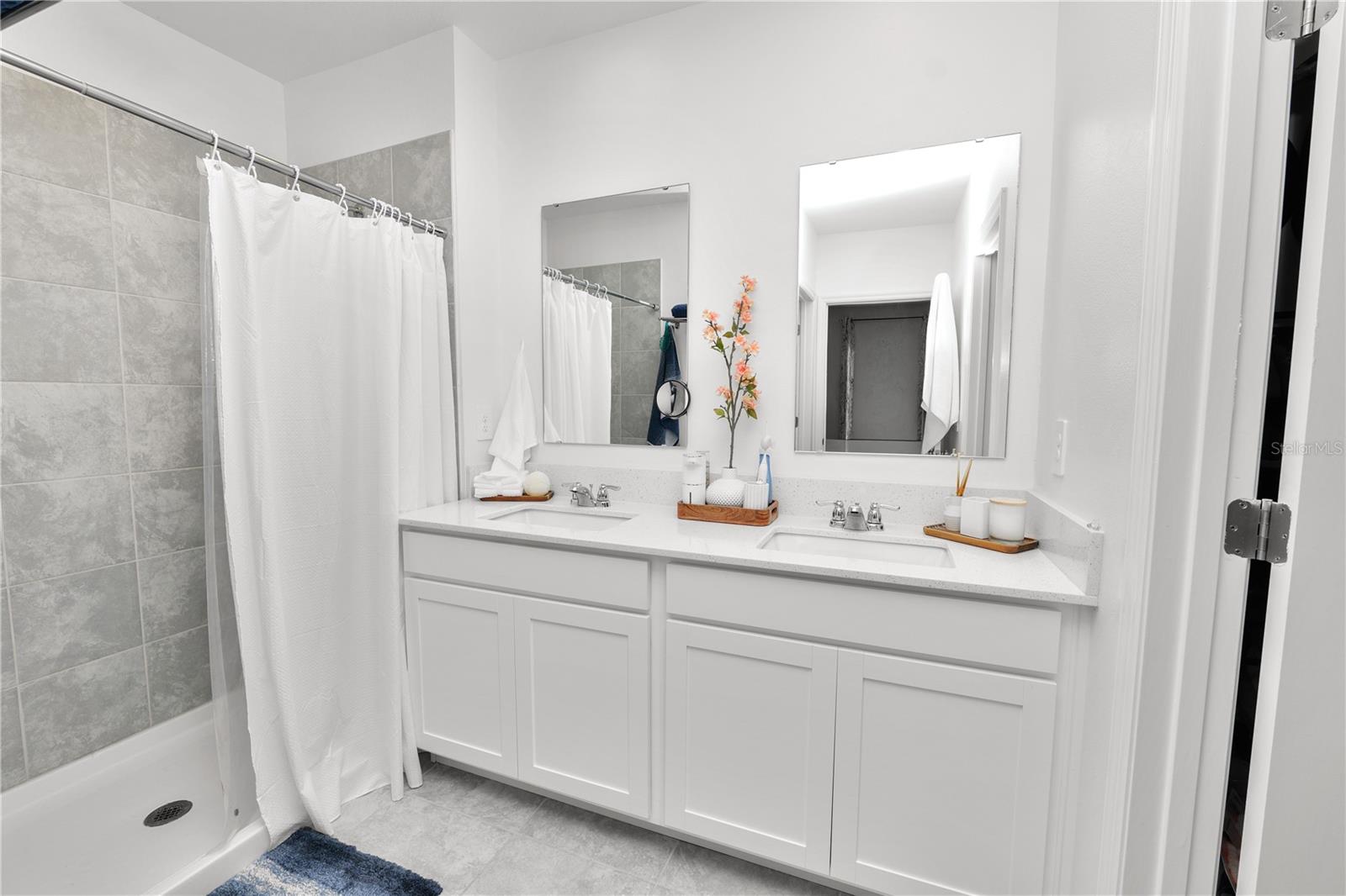 CASCADES PH 1A & 1B - Residential Lease