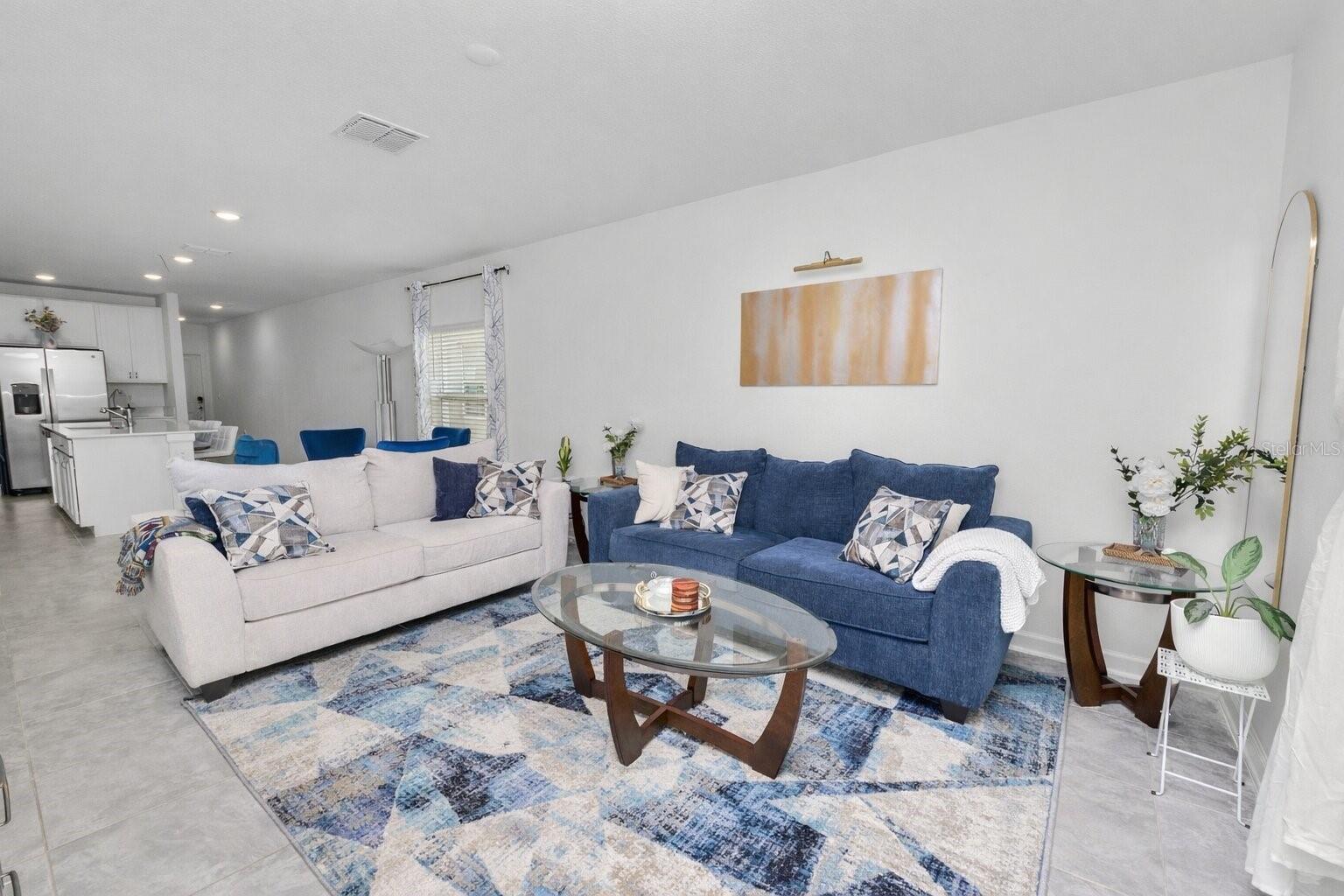 CASCADES PH 1A & 1B - Residential Lease