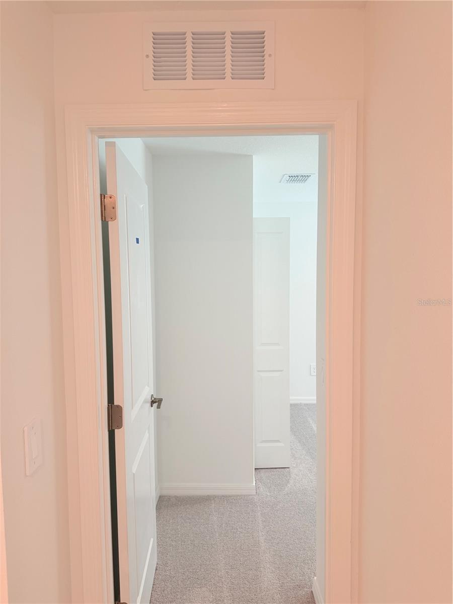 NORTH PK ISLE PH 2C 3B & 4 - Residential Lease