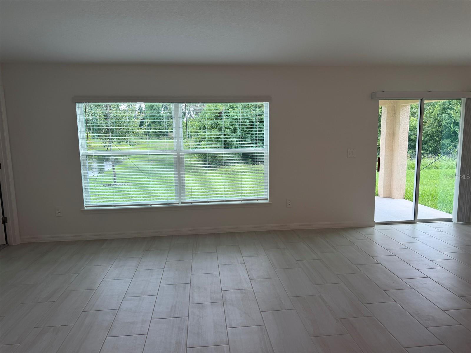NORTH PK ISLE PH 2C 3B & 4 - Residential Lease