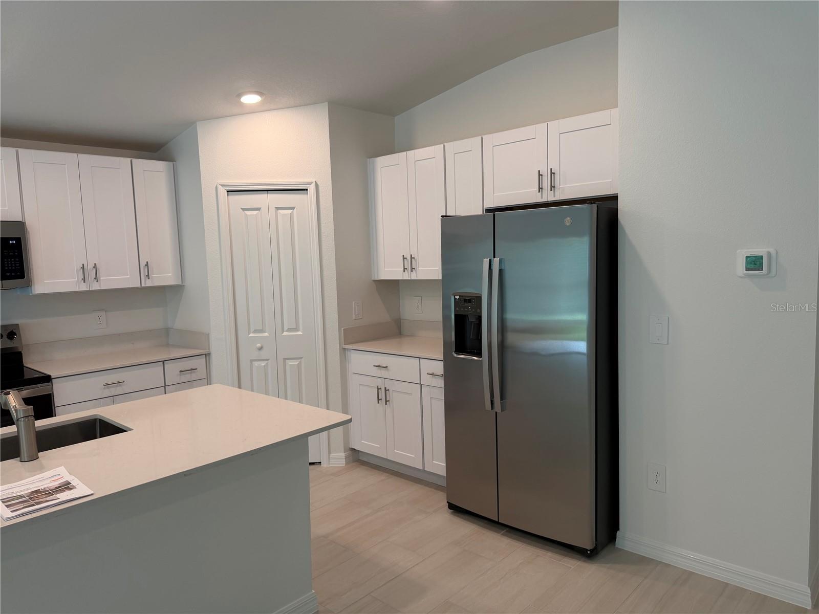 NORTH PK ISLE PH 2C 3B & 4 - Residential Lease