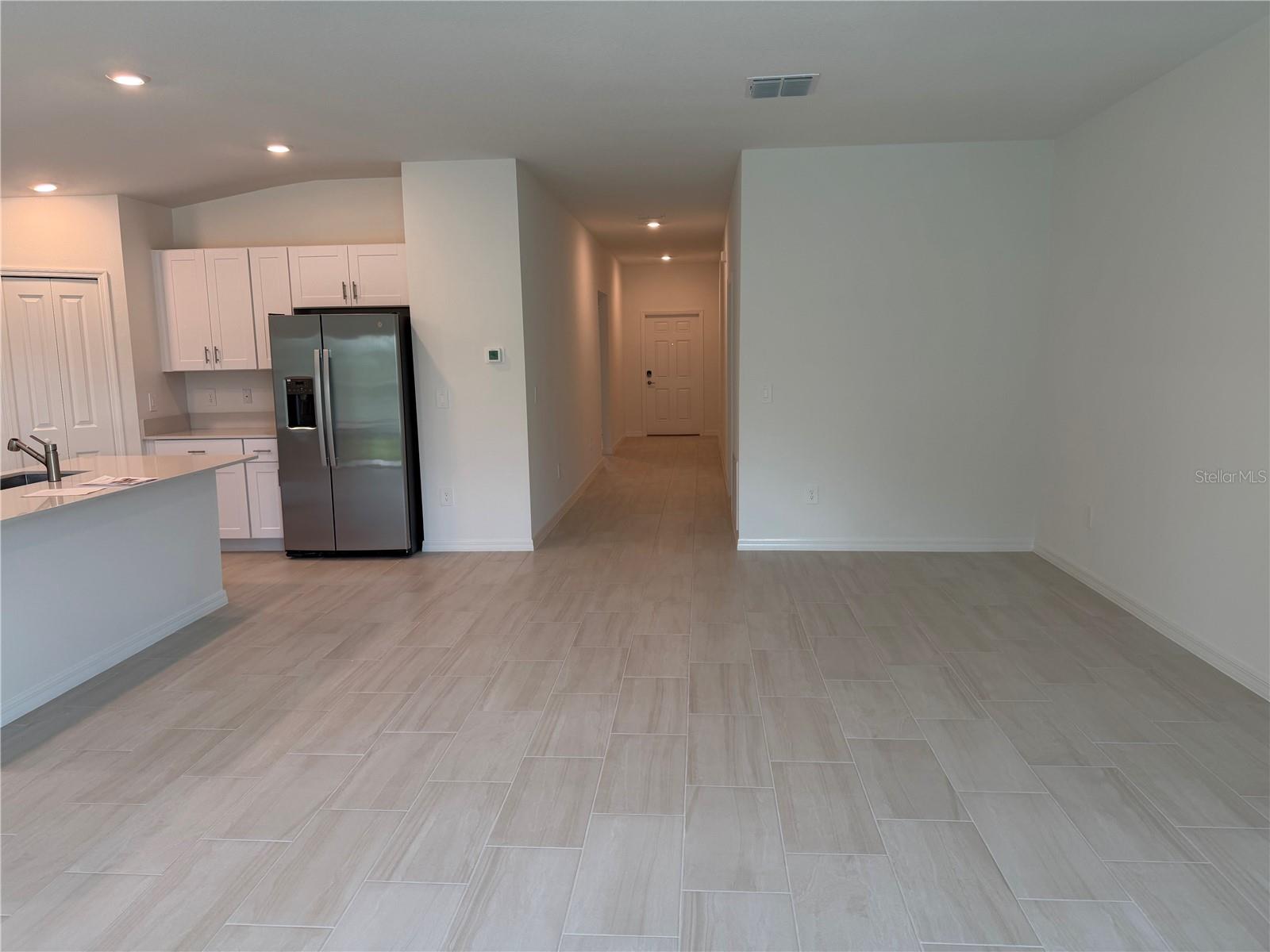 NORTH PK ISLE PH 2C 3B & 4 - Residential Lease