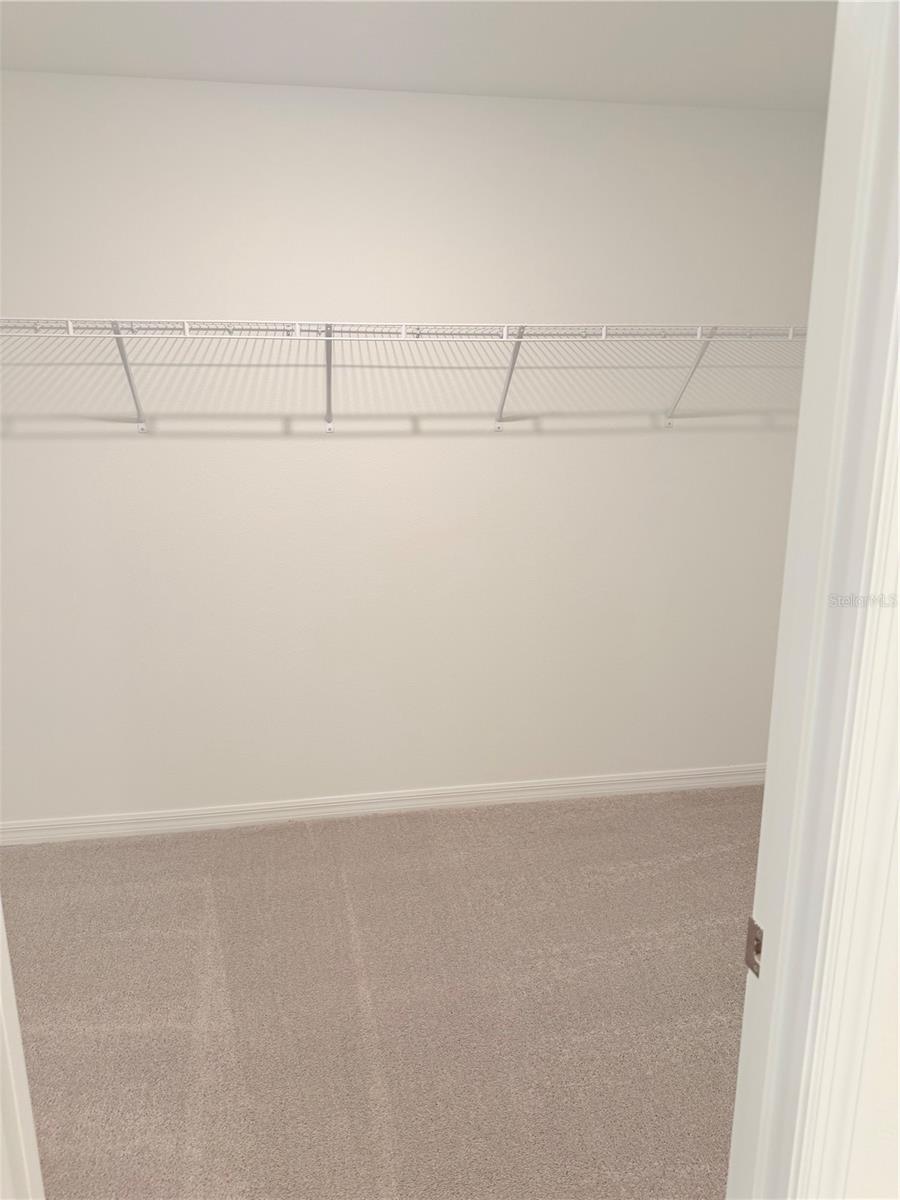 NORTH PK ISLE PH 2C 3B & 4 - Residential Lease