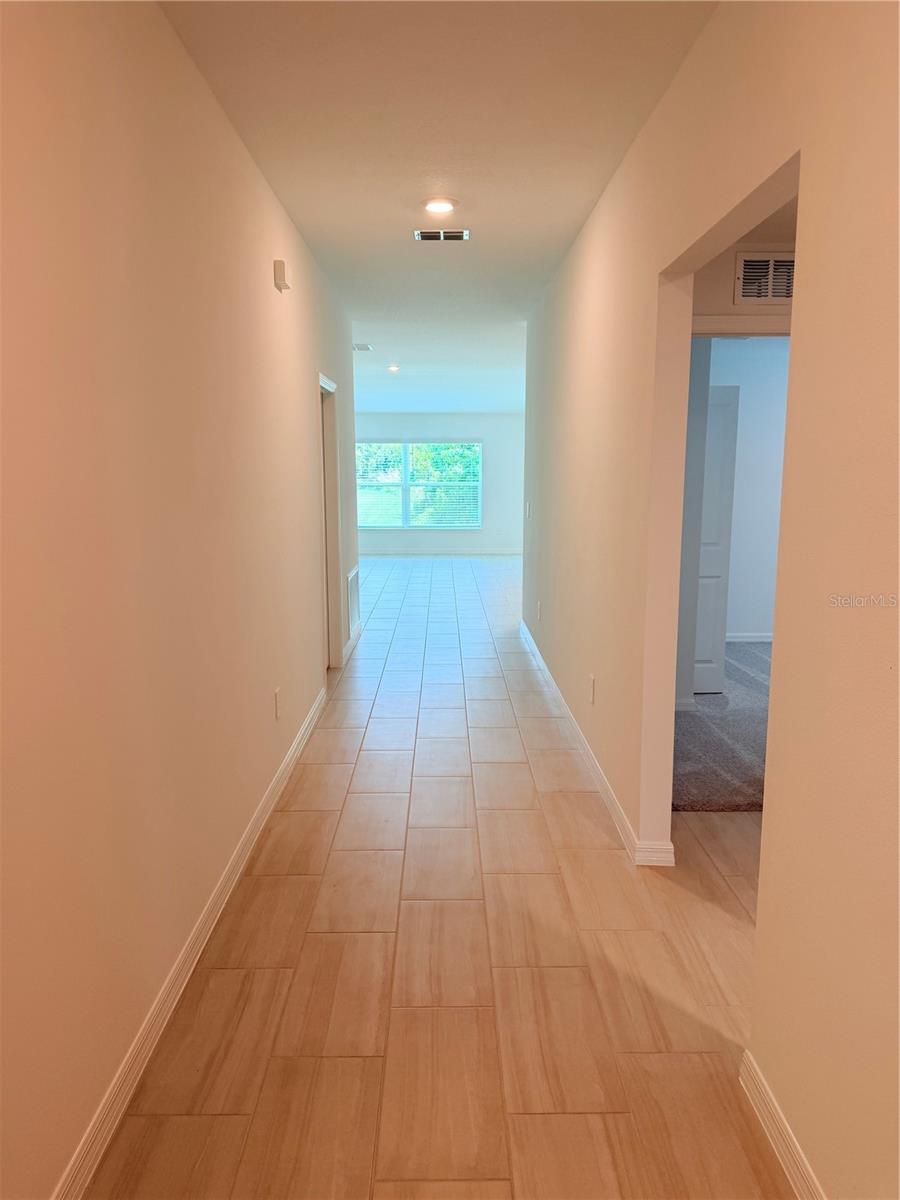 NORTH PK ISLE PH 2C 3B & 4 - Residential Lease