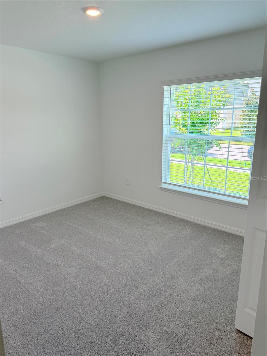 NORTH PK ISLE PH 2C 3B & 4 - Residential Lease