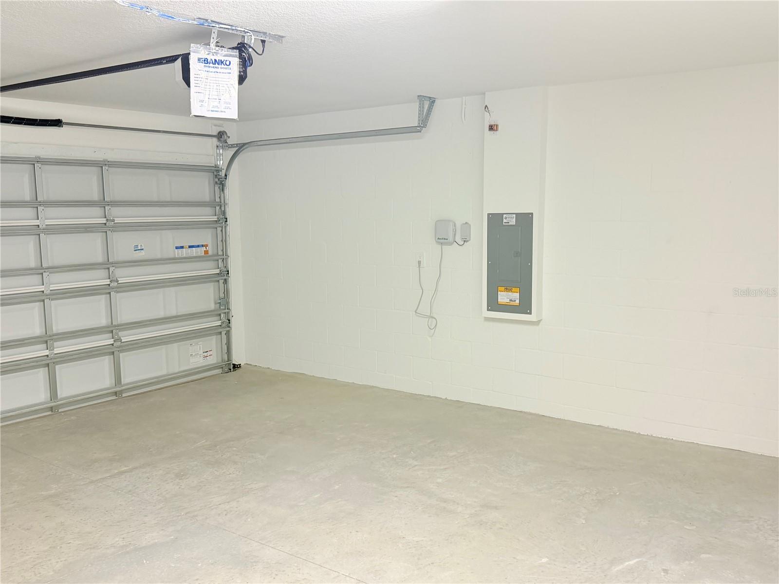 NORTH PK ISLE PH 2C 3B & 4 - Residential Lease