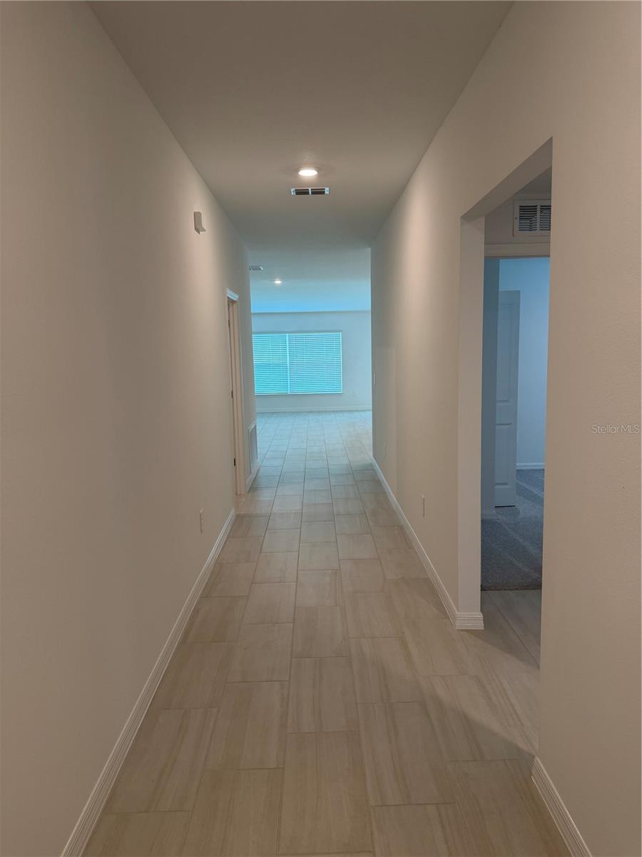 NORTH PK ISLE PH 2C 3B & 4 - Residential Lease
