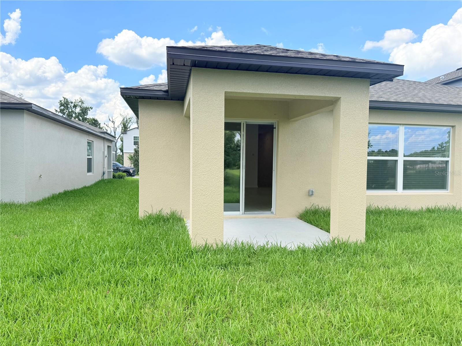 NORTH PK ISLE PH 2C 3B & 4 - Residential Lease