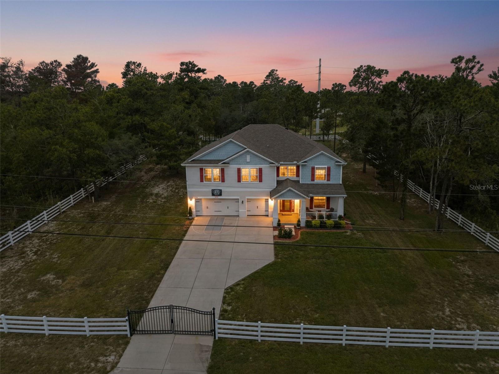 ROYAL HIGHLANDS - Residential