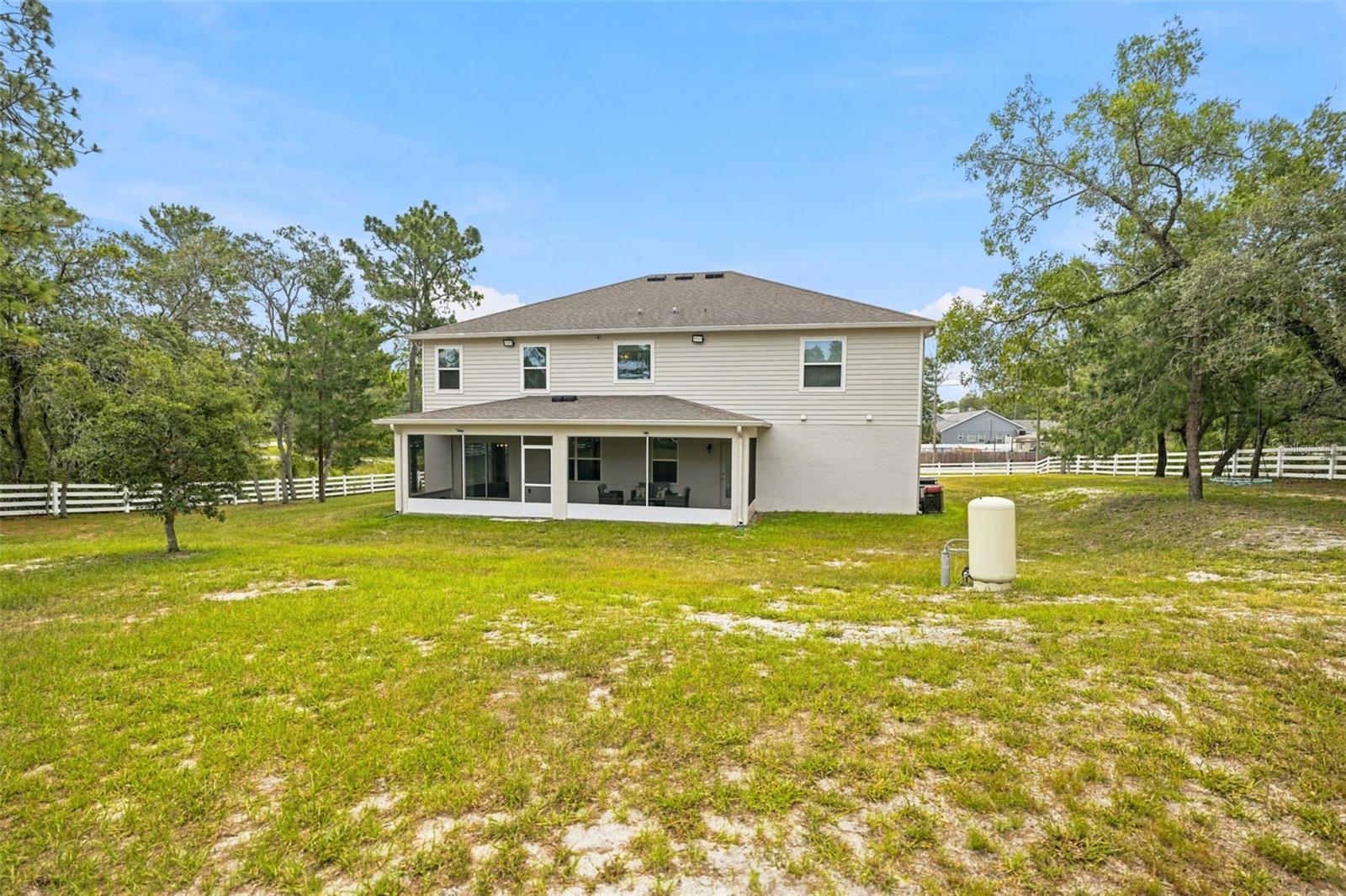 ROYAL HIGHLANDS - Residential