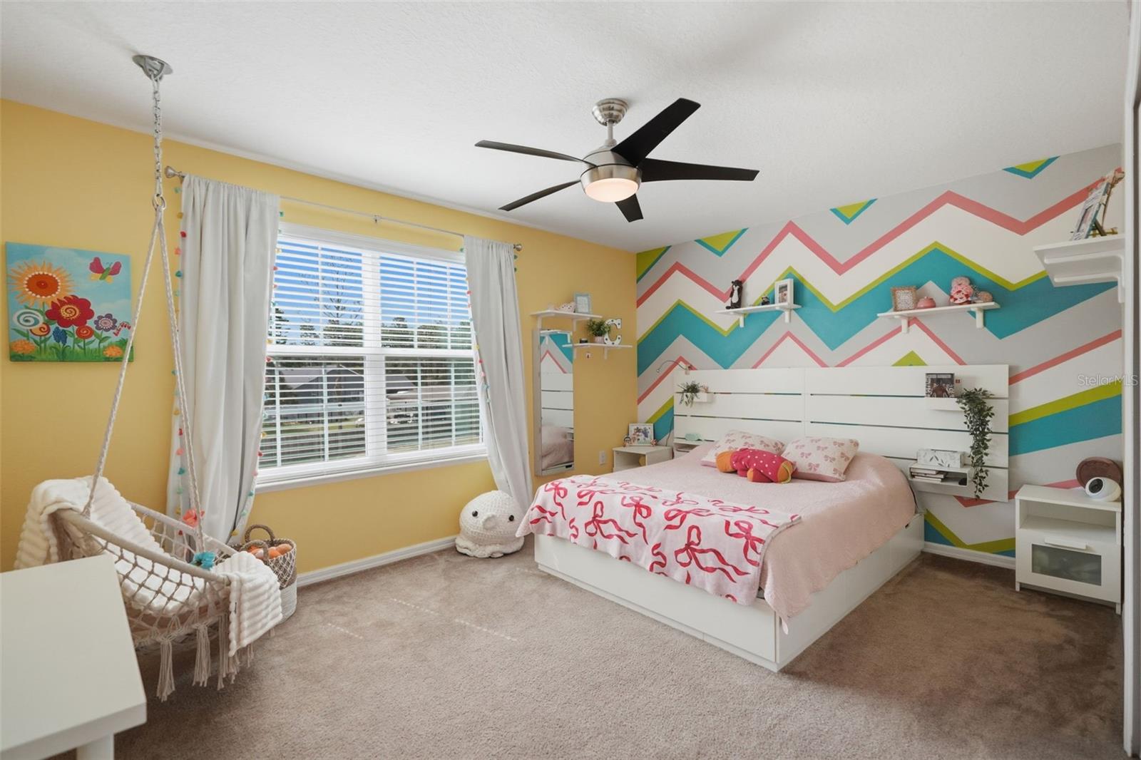 ROYAL HIGHLANDS - Residential