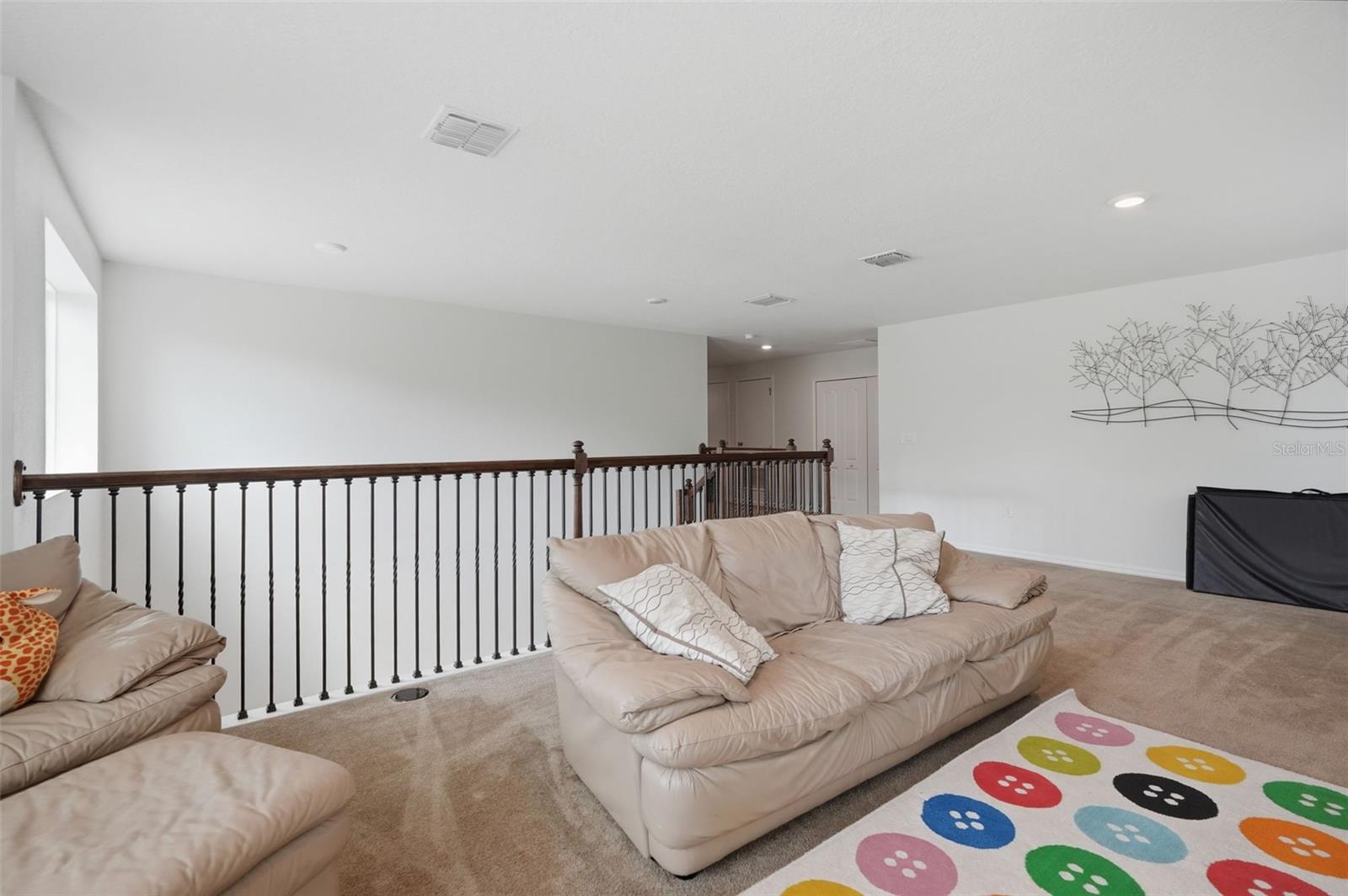 ROYAL HIGHLANDS - Residential