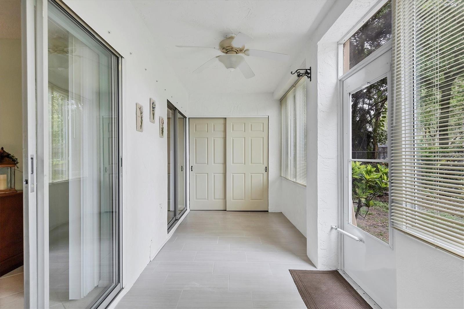 BAYSHORE ON THE LAKE APTS II SEC 3 - Residential