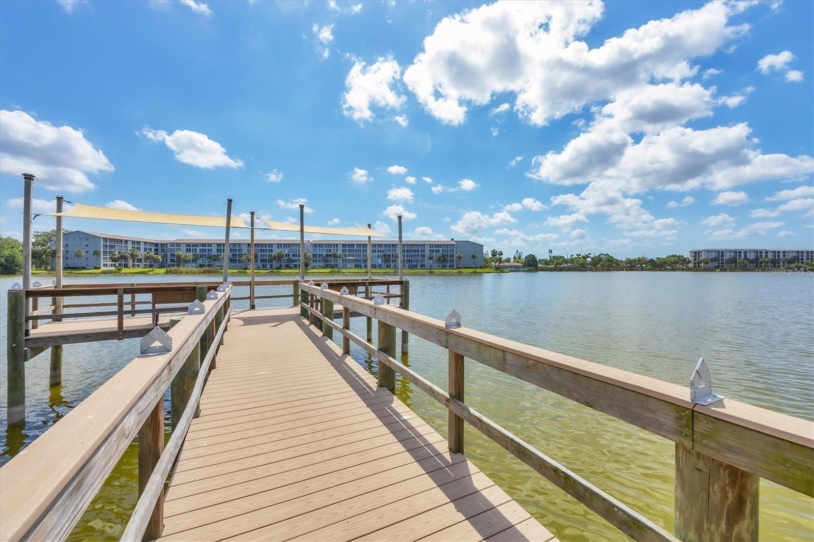 BAYSHORE ON THE LAKE APTS II SEC 3 - Residential