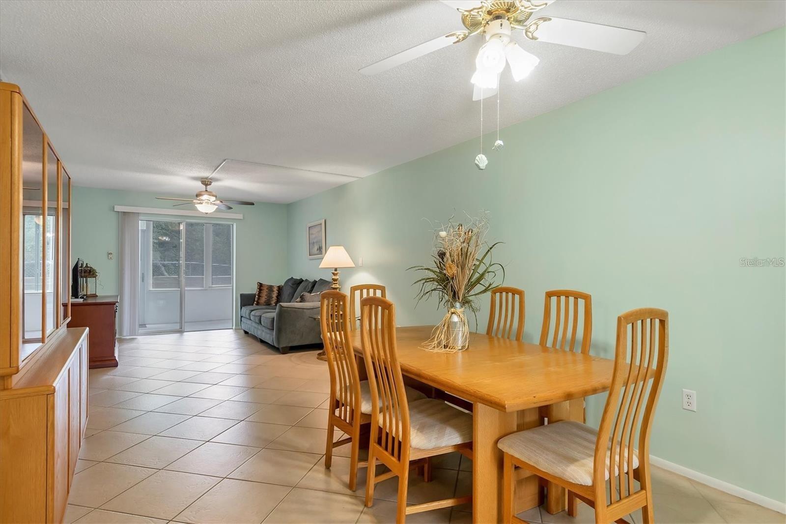 BAYSHORE ON THE LAKE APTS II SEC 3 - Residential