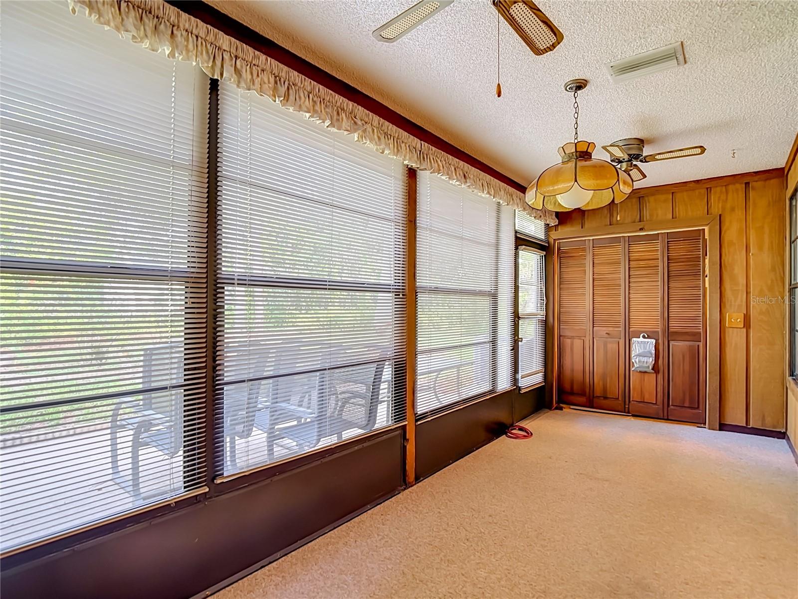 TMBR PINES PN GR VL - Residential