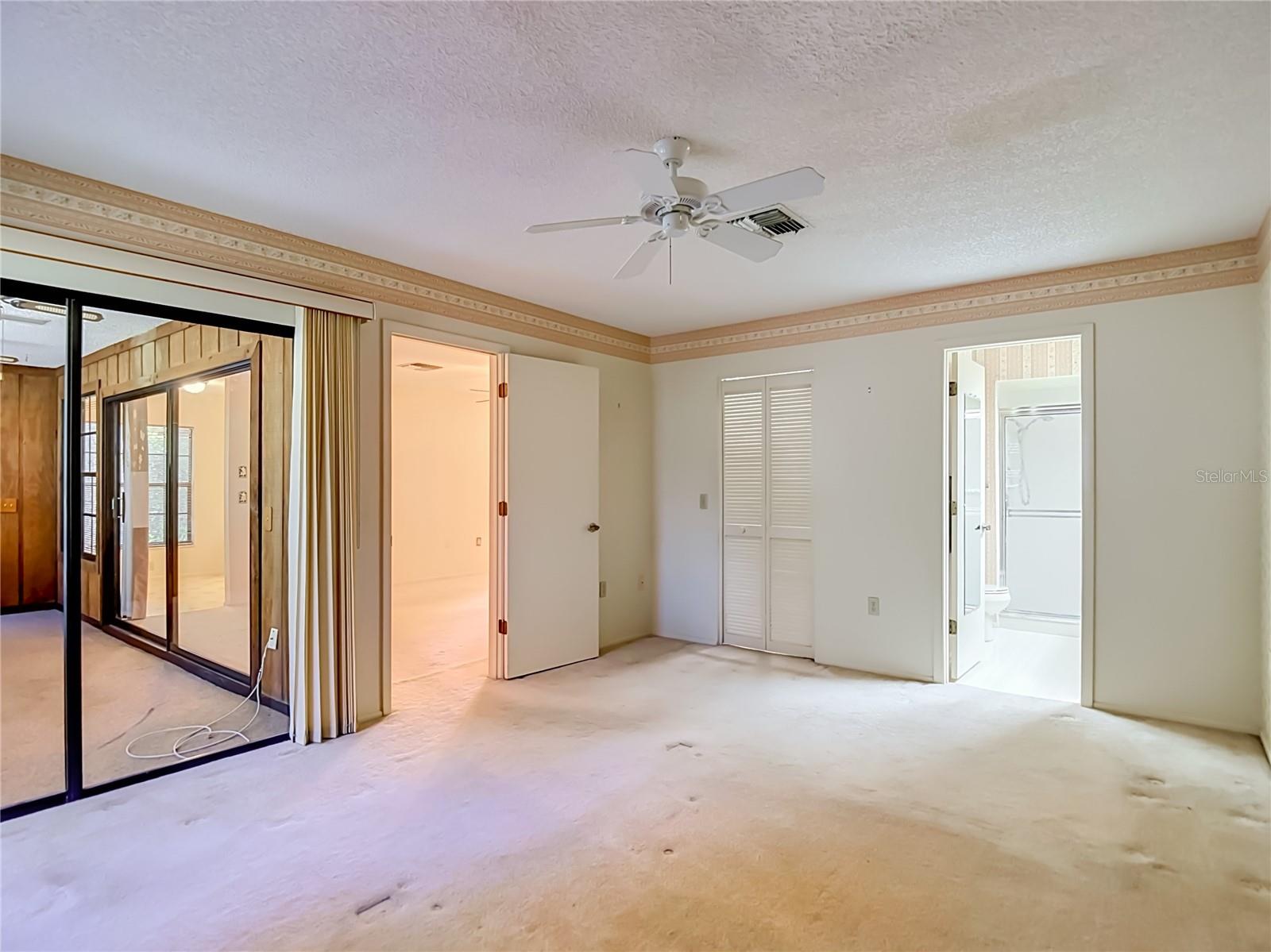 TMBR PINES PN GR VL - Residential