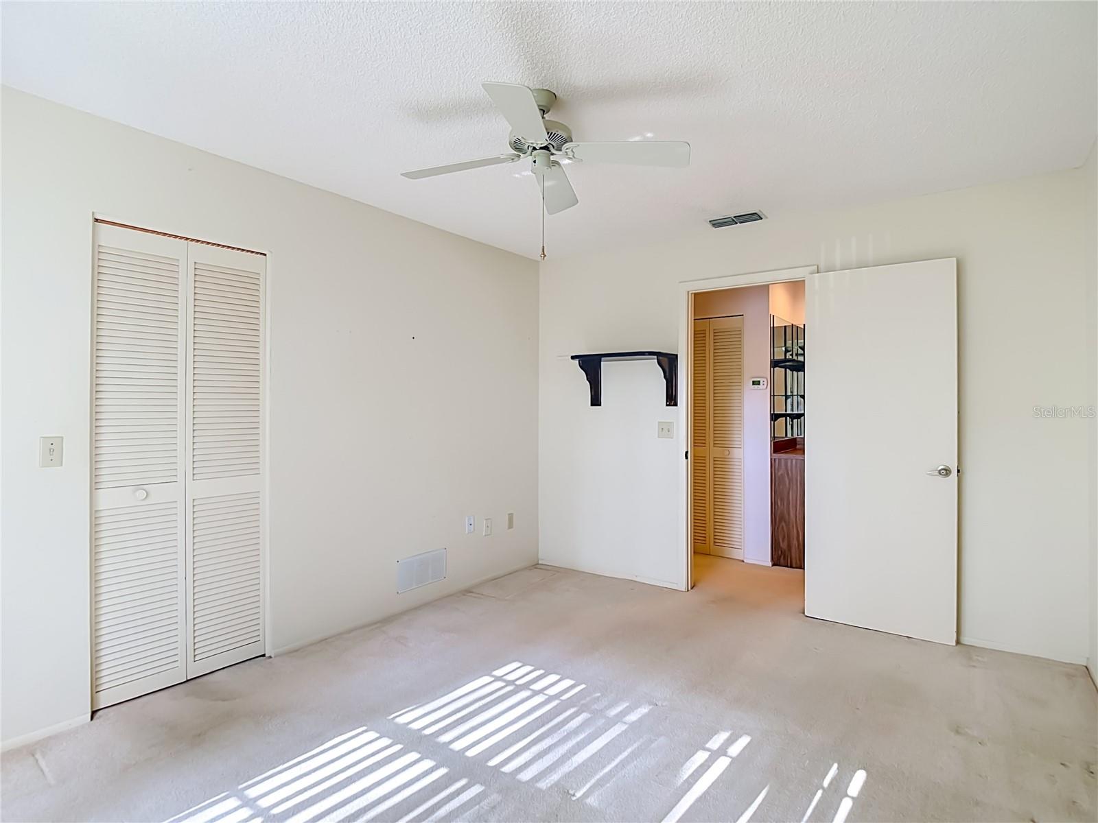 TMBR PINES PN GR VL - Residential
