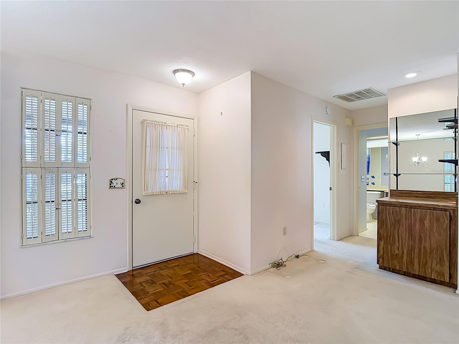 TMBR PINES PN GR VL - Residential