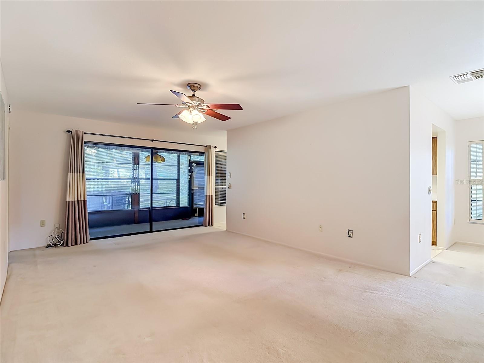 TMBR PINES PN GR VL - Residential