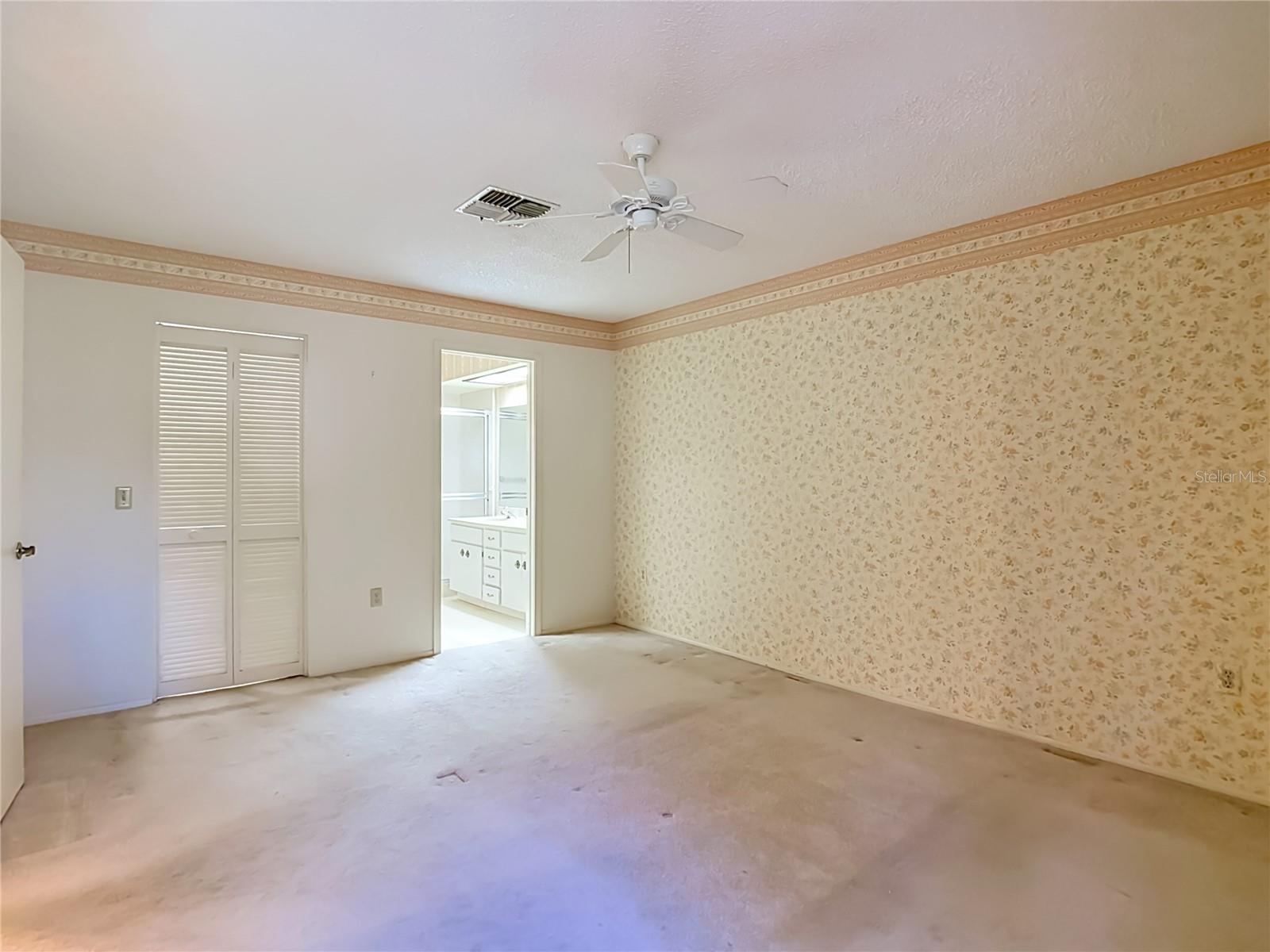 TMBR PINES PN GR VL - Residential