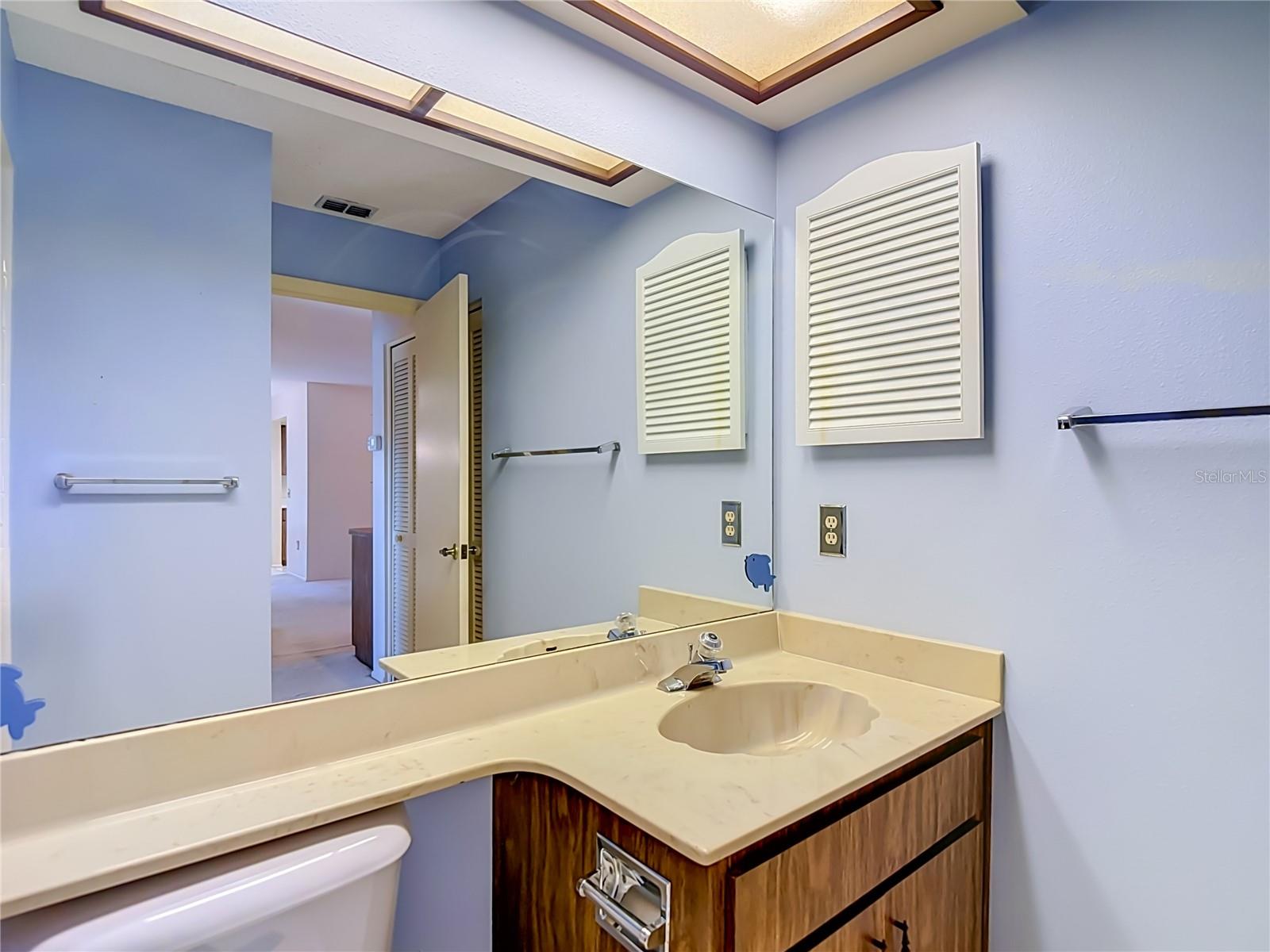 TMBR PINES PN GR VL - Residential