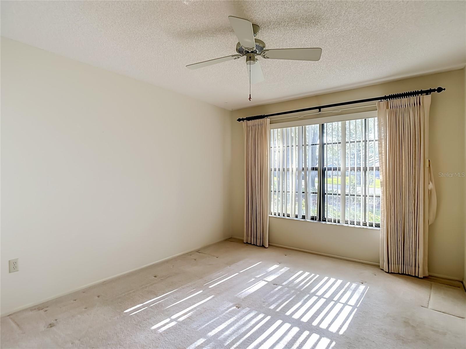 TMBR PINES PN GR VL - Residential