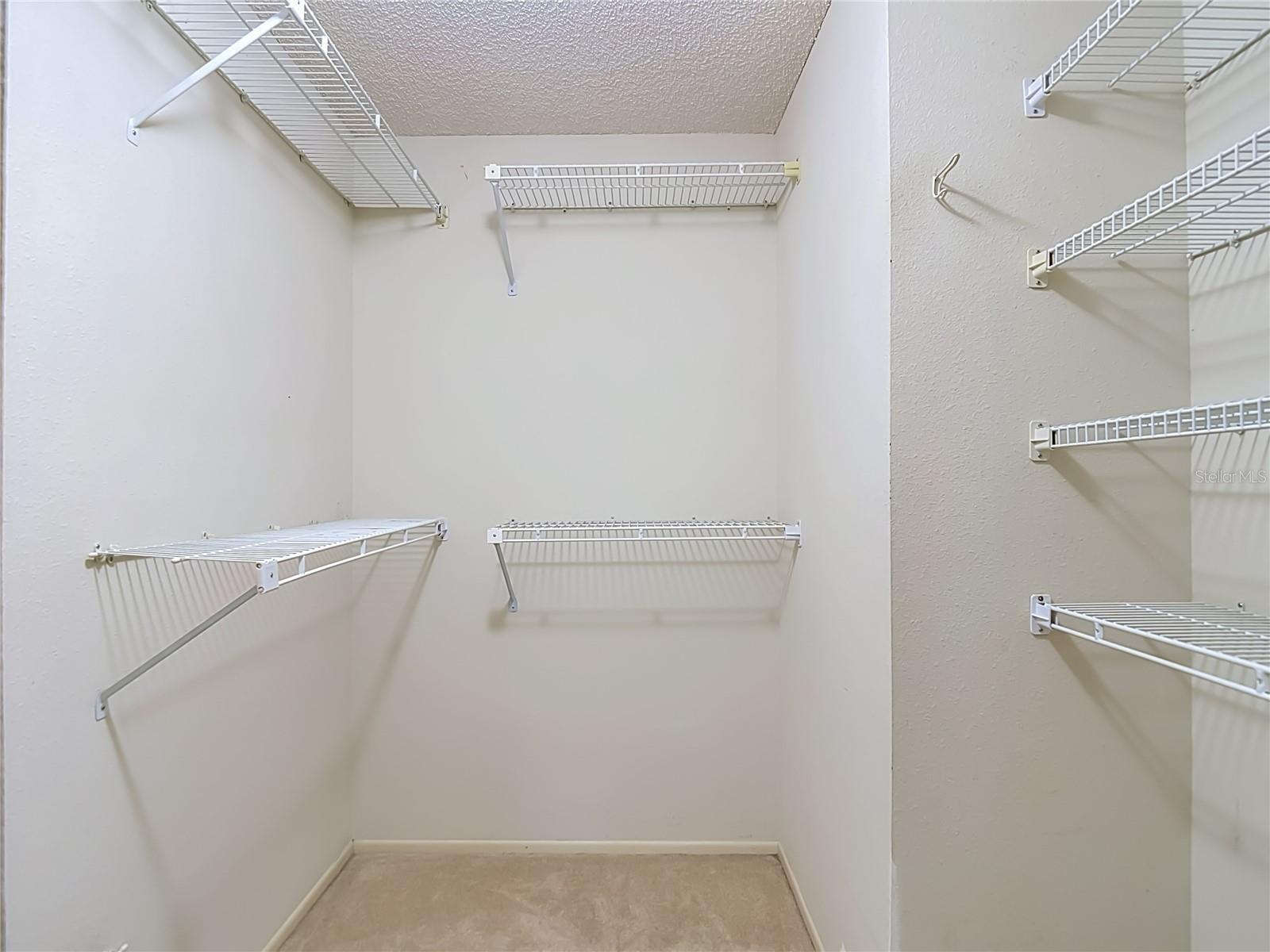 TMBR PINES PN GR VL - Residential
