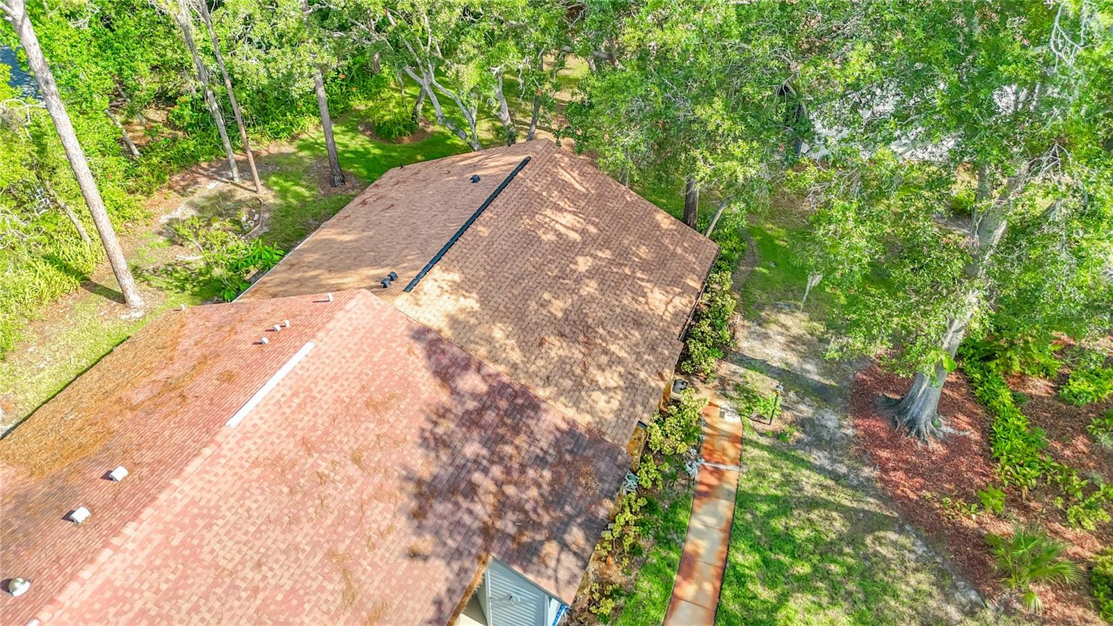 TMBR PINES PN GR VL - Residential