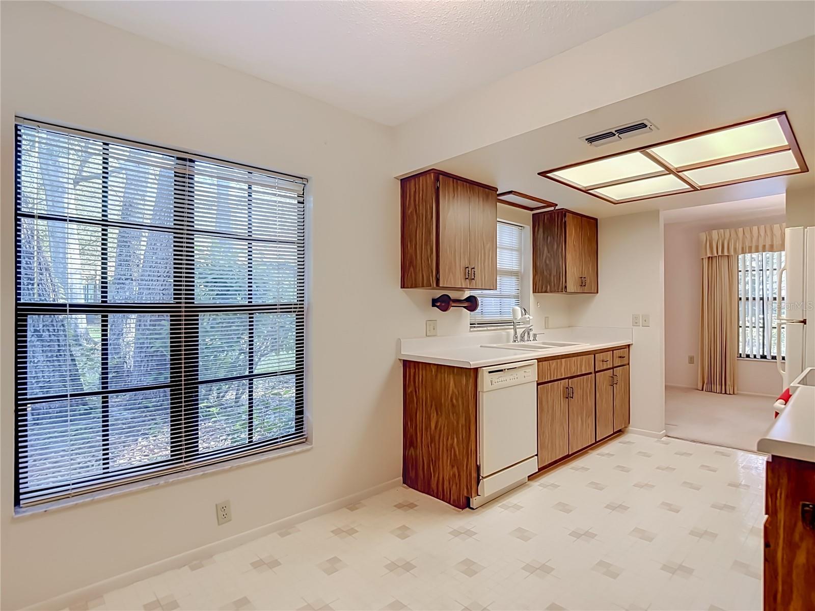 TMBR PINES PN GR VL - Residential
