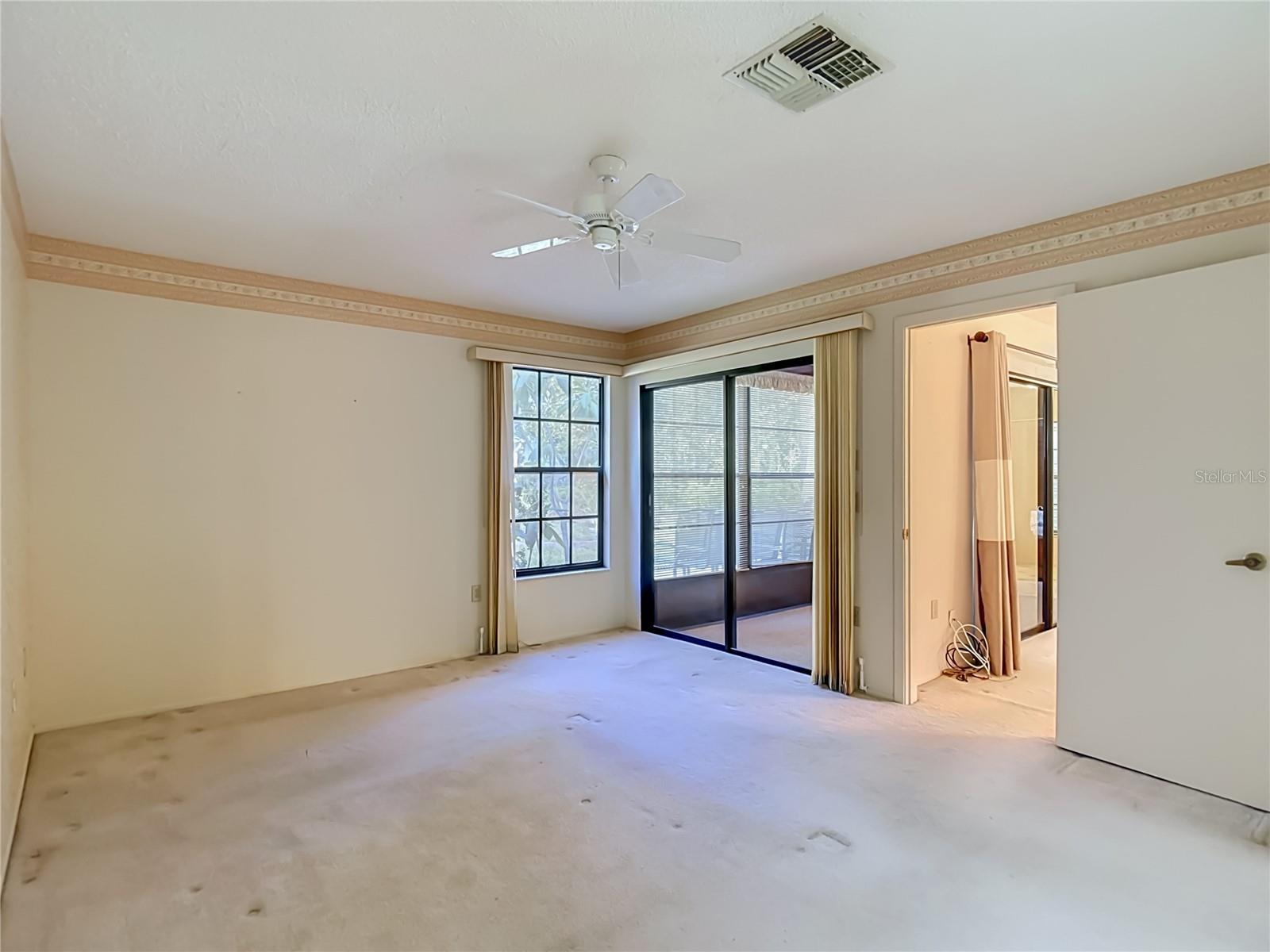TMBR PINES PN GR VL - Residential