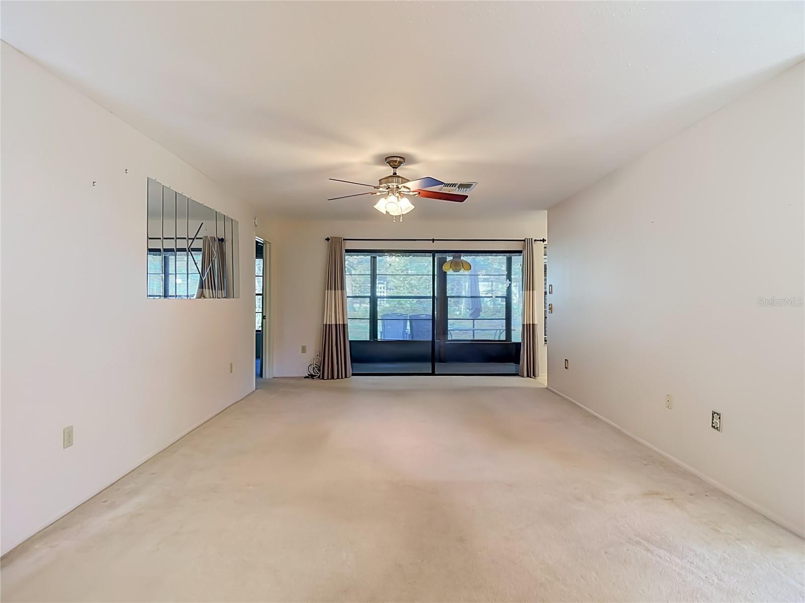 TMBR PINES PN GR VL - Residential