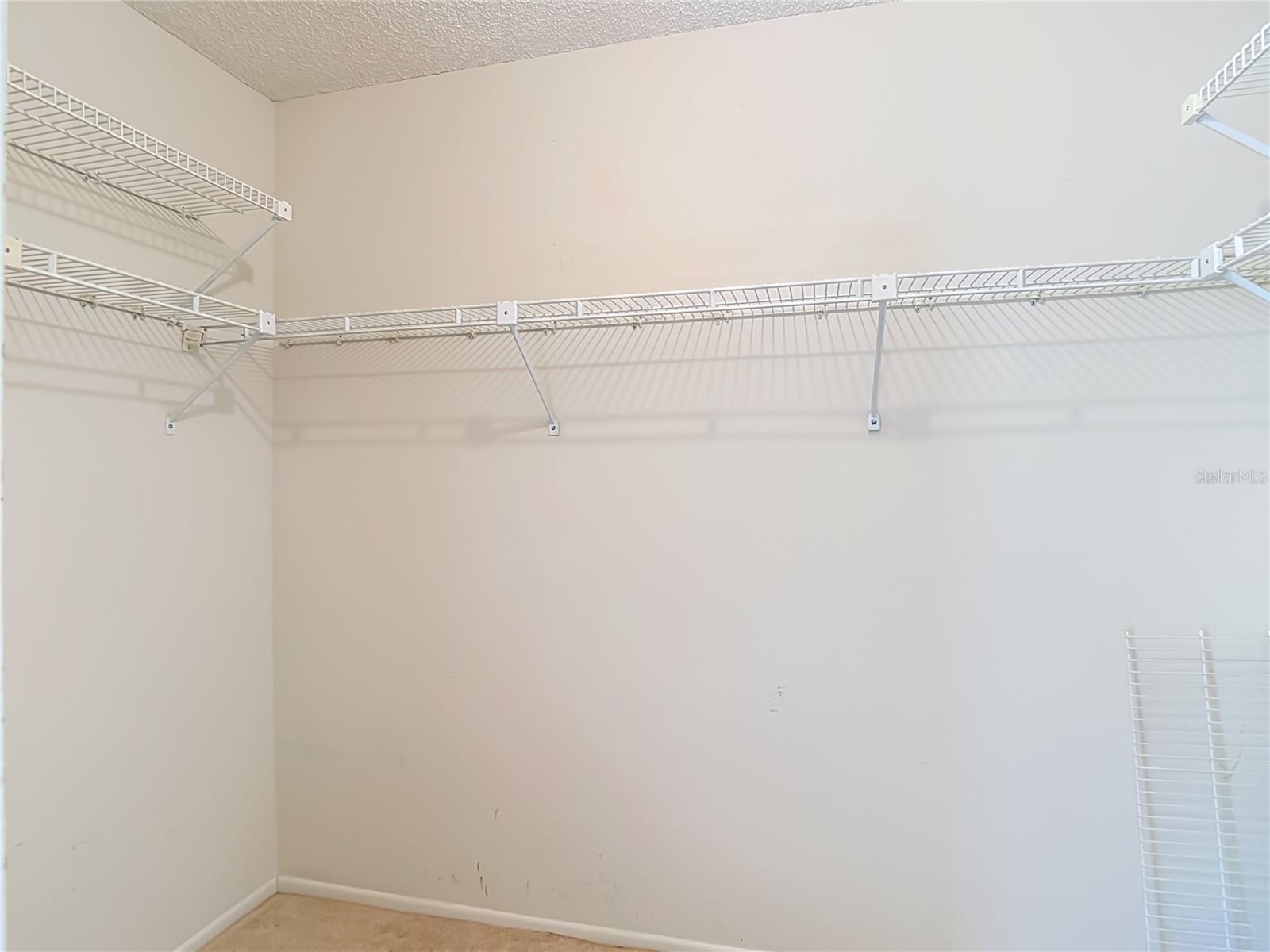 TMBR PINES PN GR VL - Residential