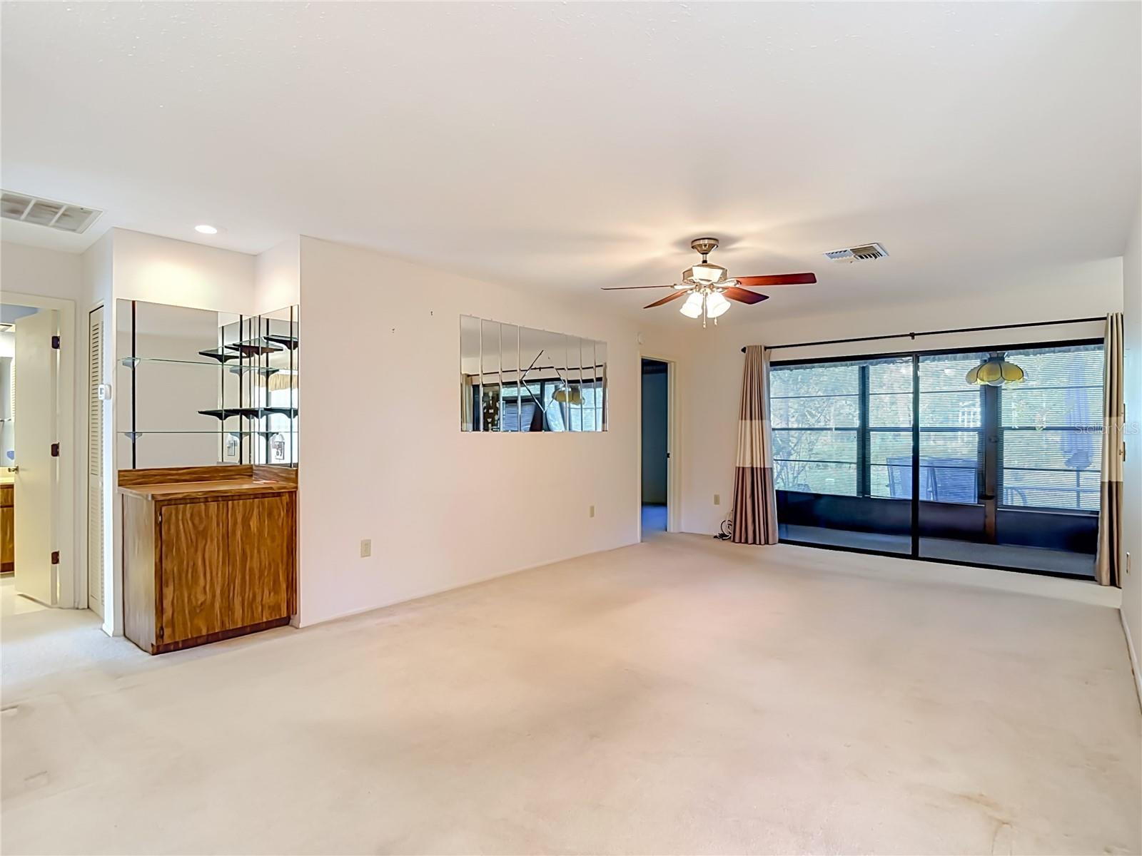 TMBR PINES PN GR VL - Residential