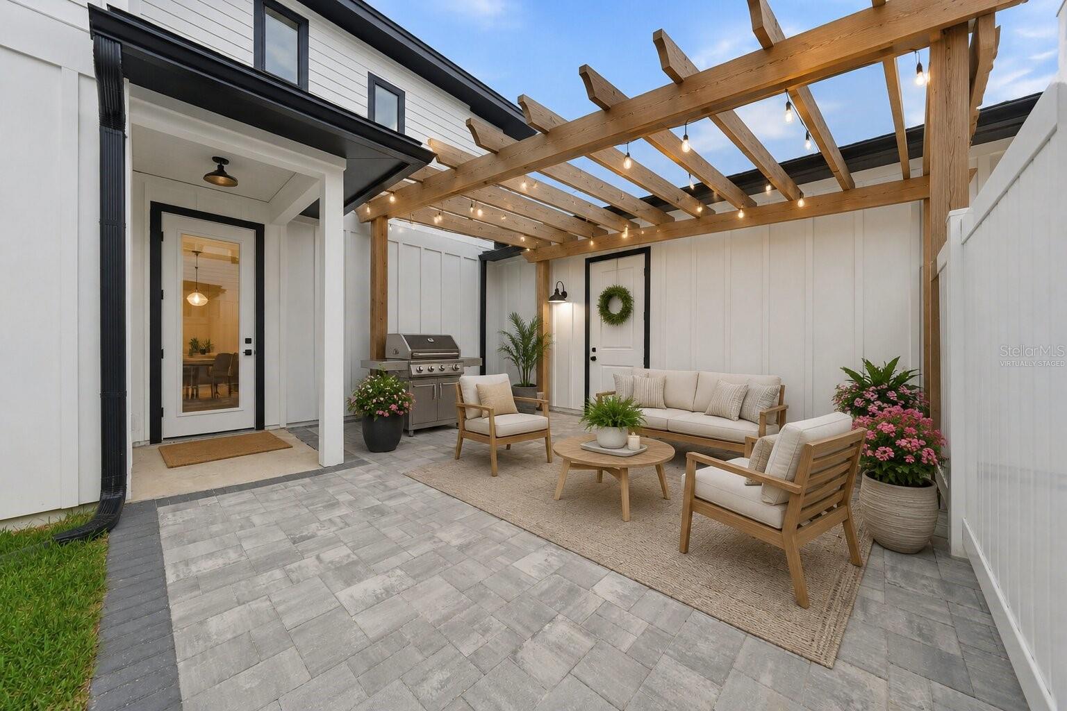 FARMSTEAD 44 - Residential
