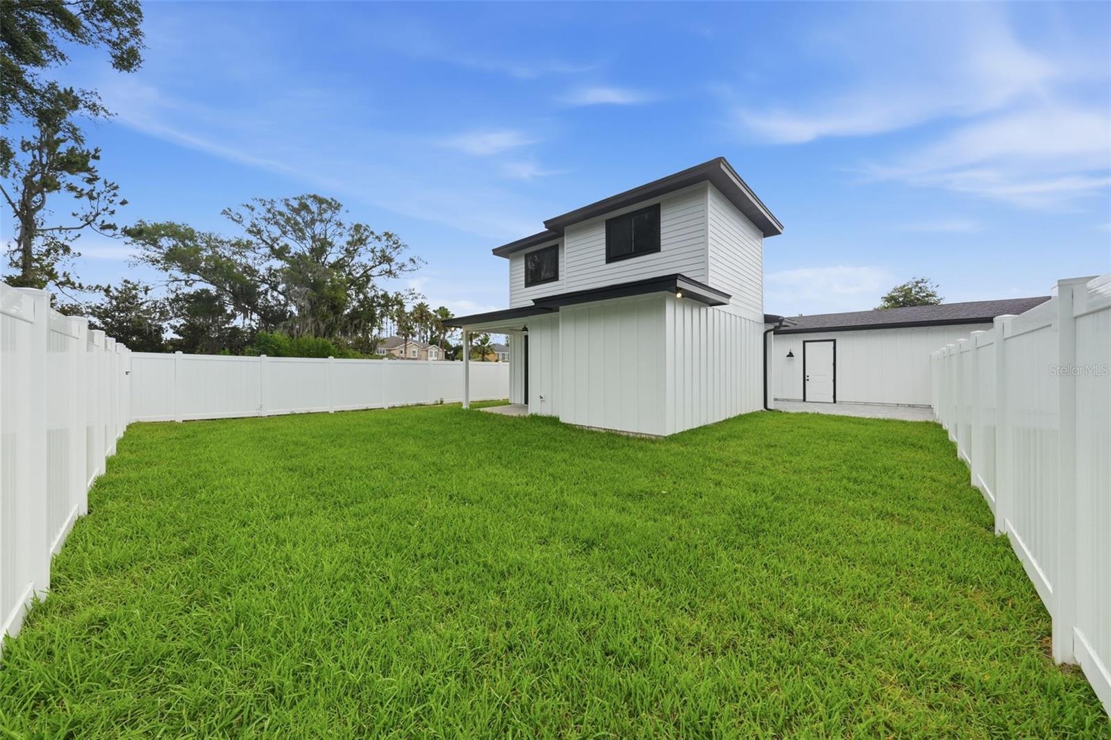 FARMSTEAD 44 - Residential