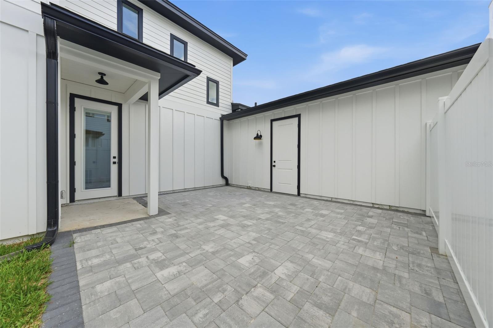 FARMSTEAD 44 - Residential