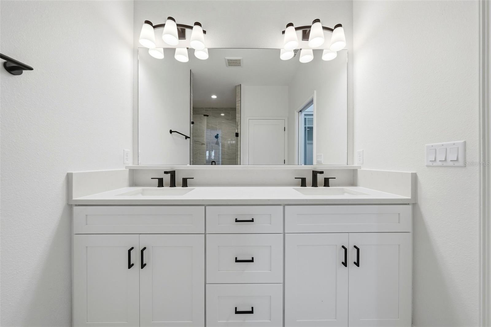 FARMSTEAD 44 - Residential