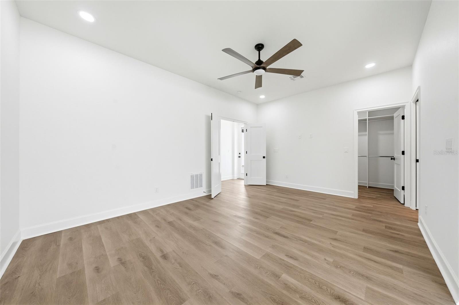 FARMSTEAD 44 - Residential
