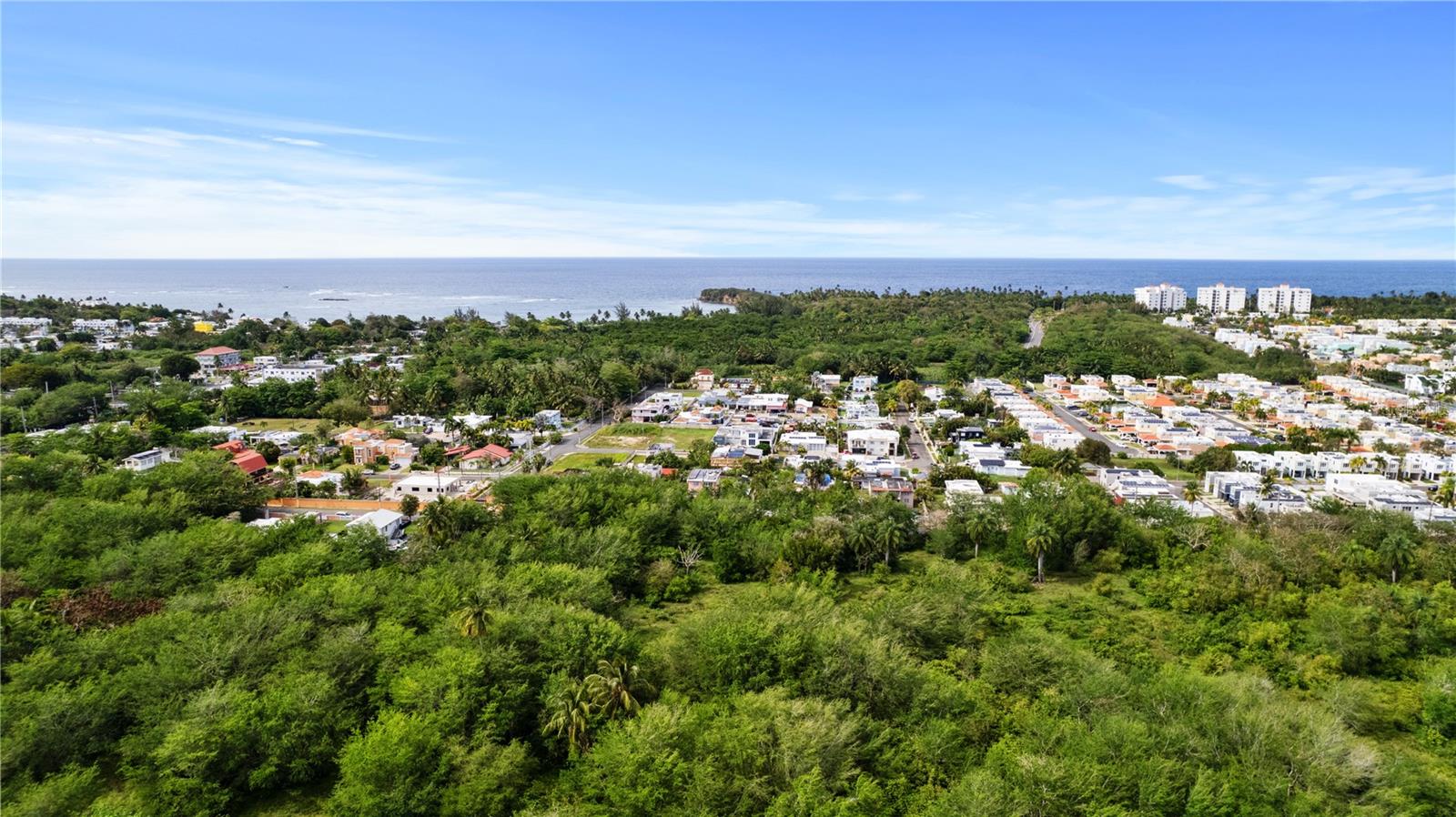 ESTANCIAS DE CERRO GORDO - Residential