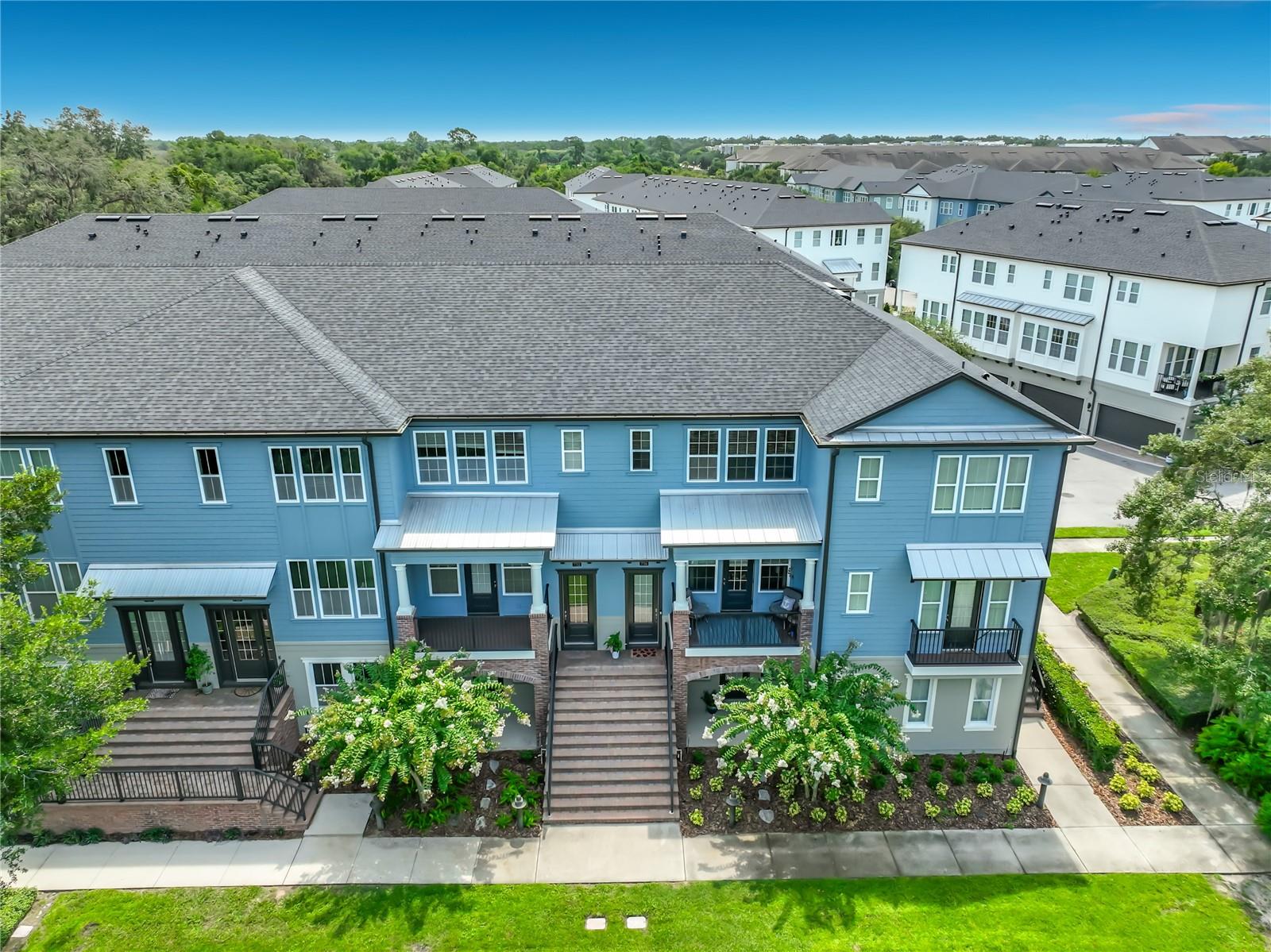 HAMPTONS - SECOND REP - Residential
