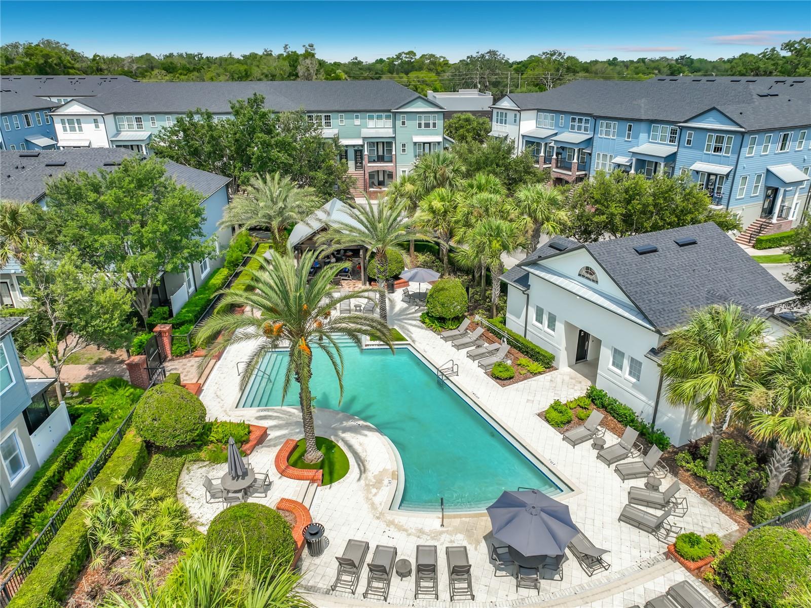 HAMPTONS - SECOND REP - Residential