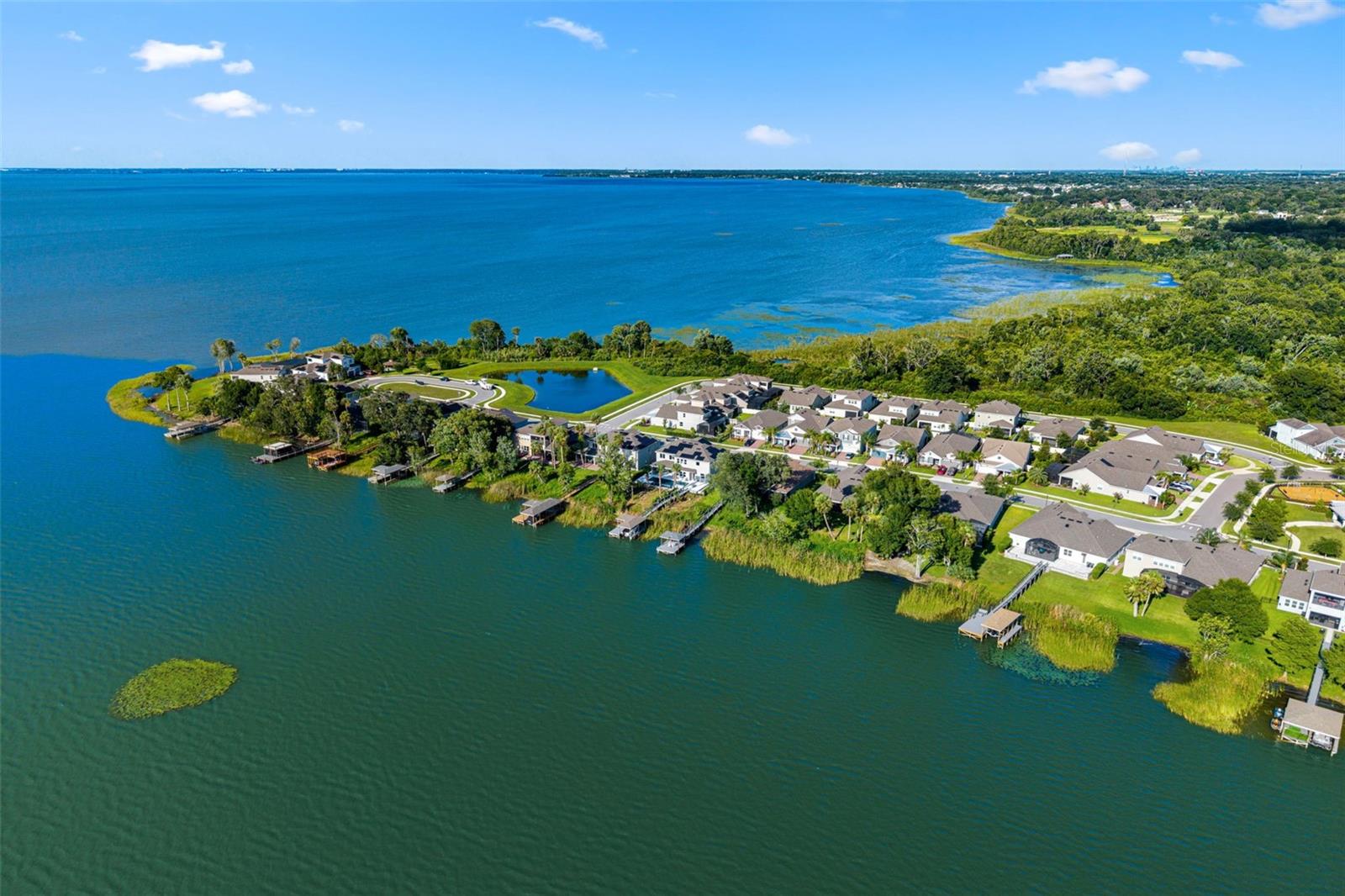 HULL ISLAND/OAKLAND - Residential