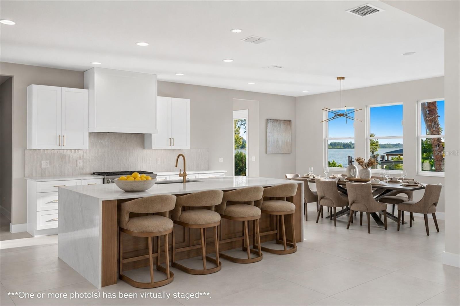 HULL ISLAND/OAKLAND - Residential
