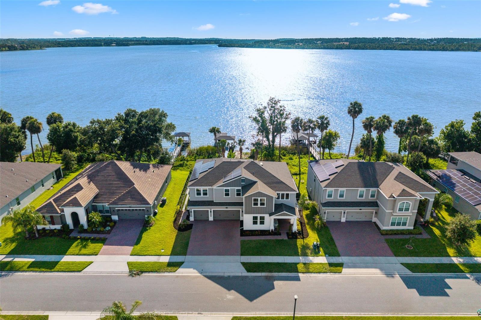 HULL ISLAND/OAKLAND - Residential