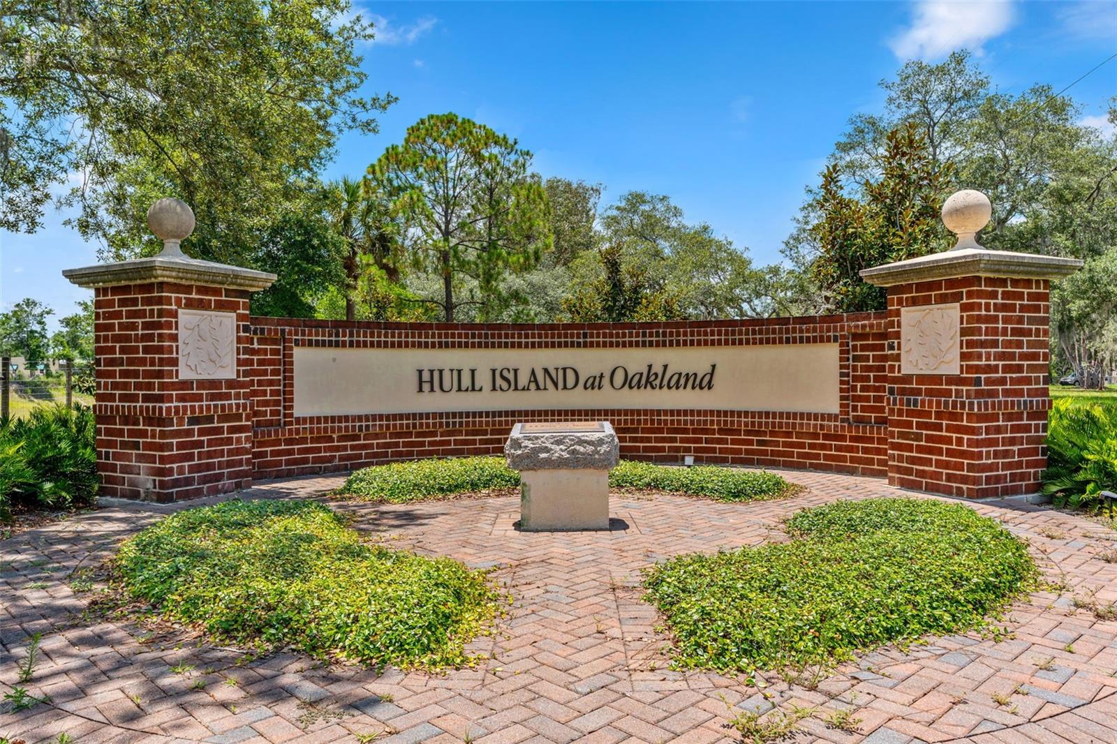 HULL ISLAND/OAKLAND - Residential