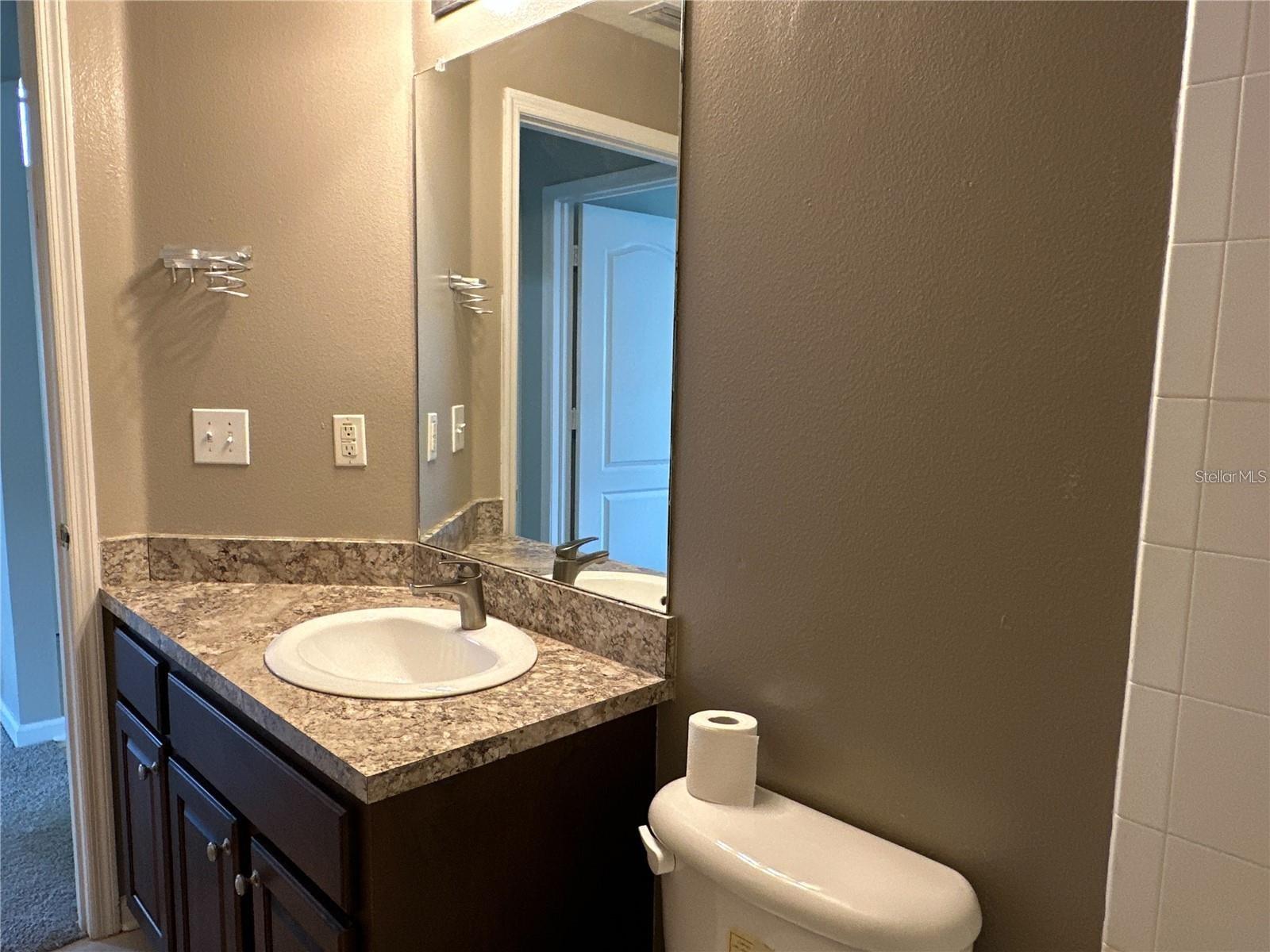 MEADOW POINTE PRCL 18 - Residential Lease