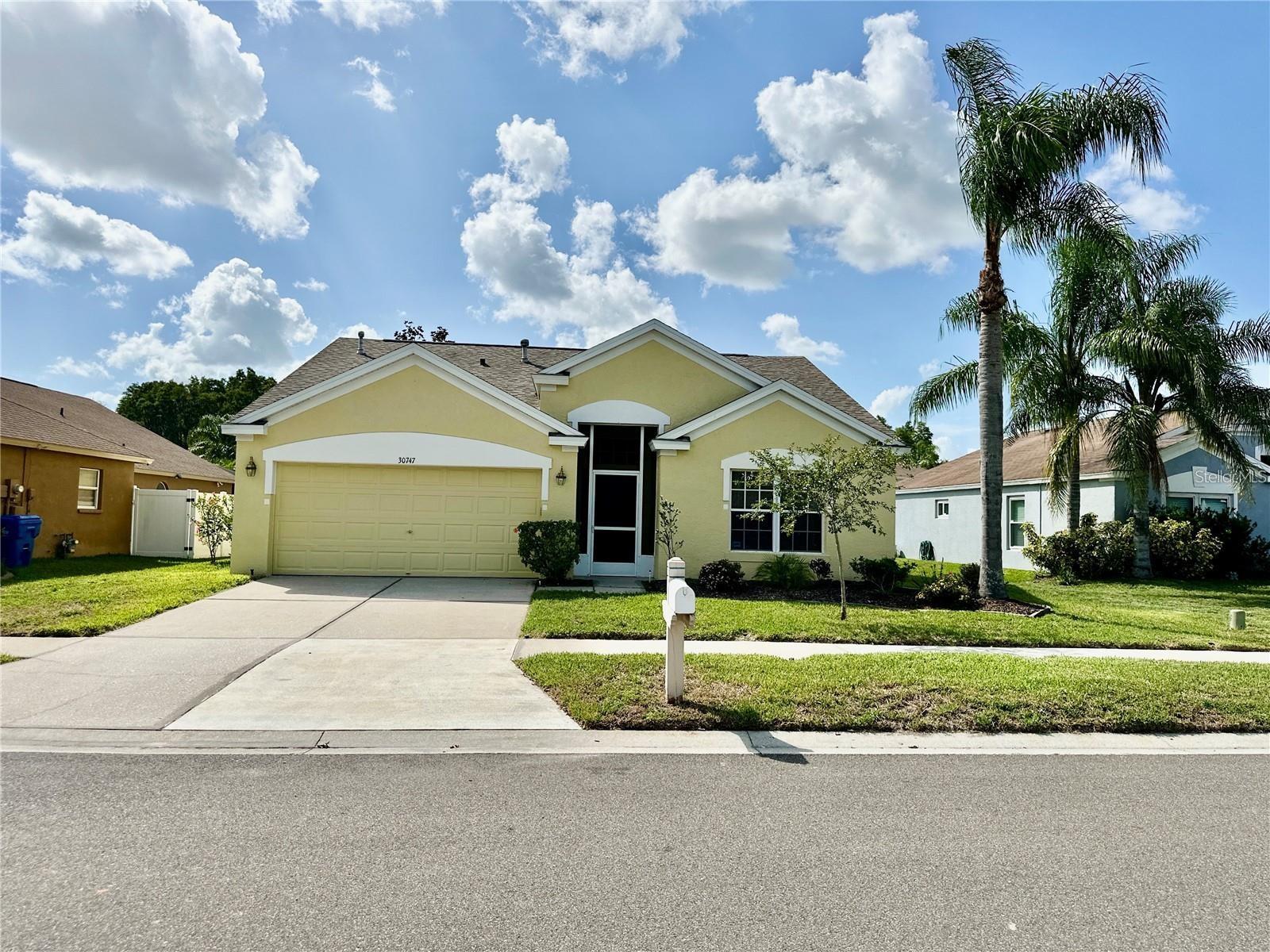 MEADOW POINTE PRCL 18 - Residential Lease