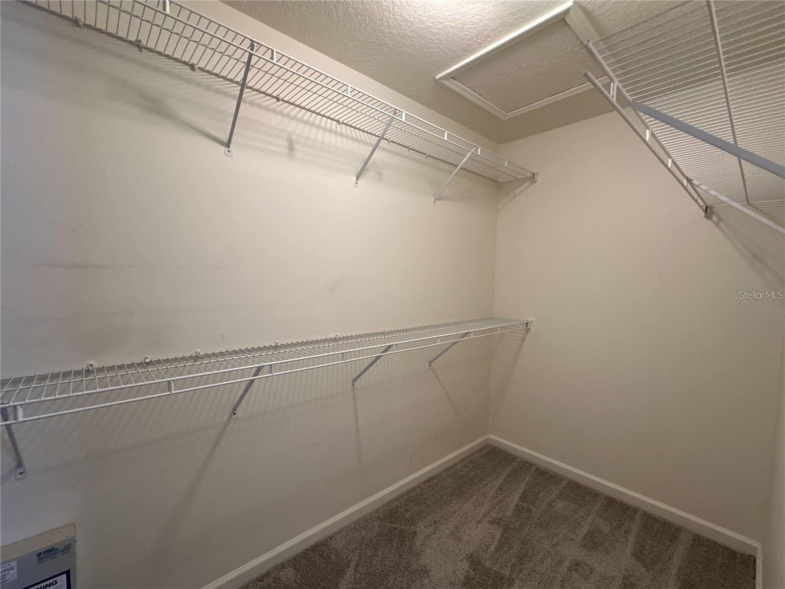 MEADOW POINTE PRCL 18 - Residential Lease